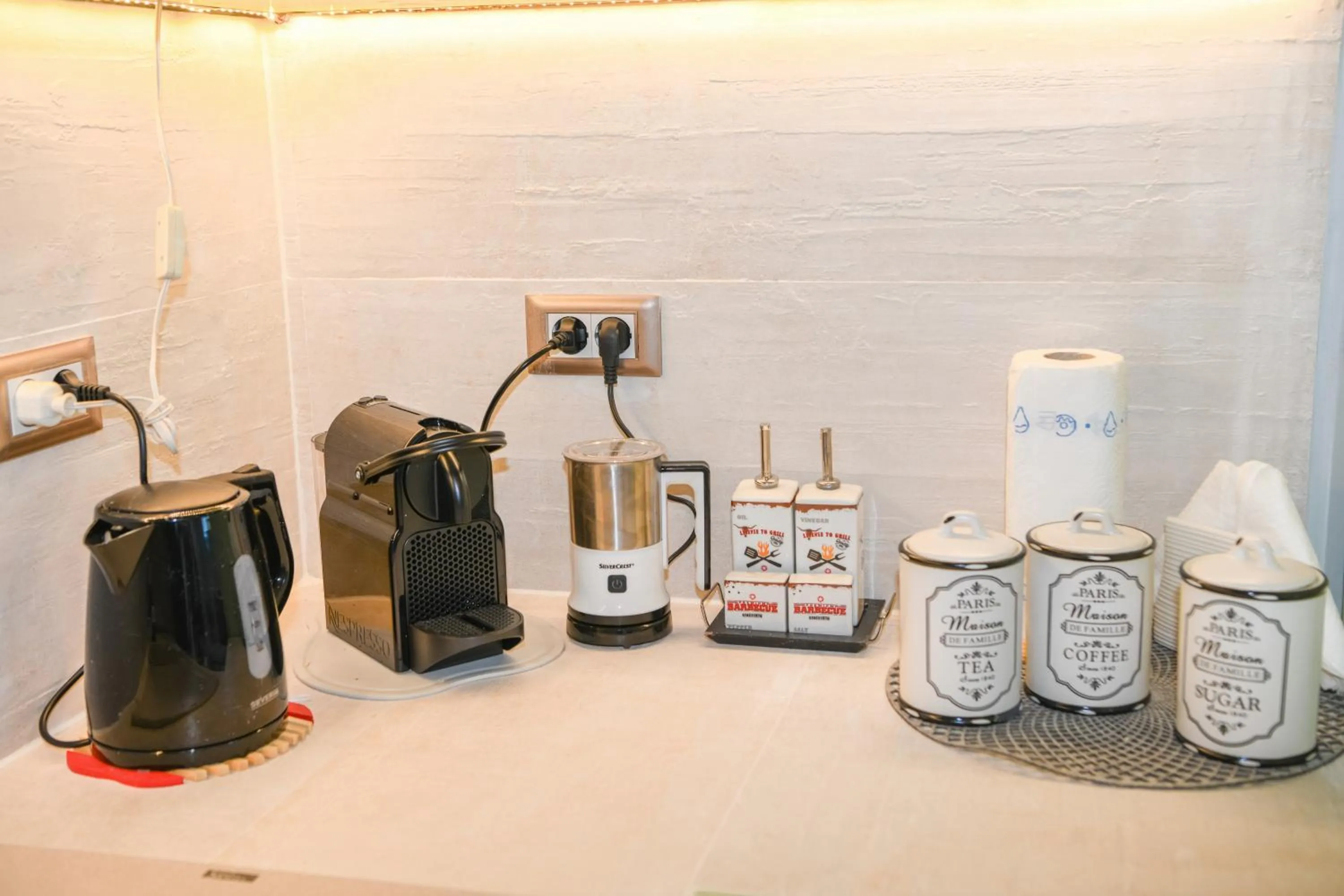 Communal kitchen in Starlight Luxury Seaside Villa & Suites