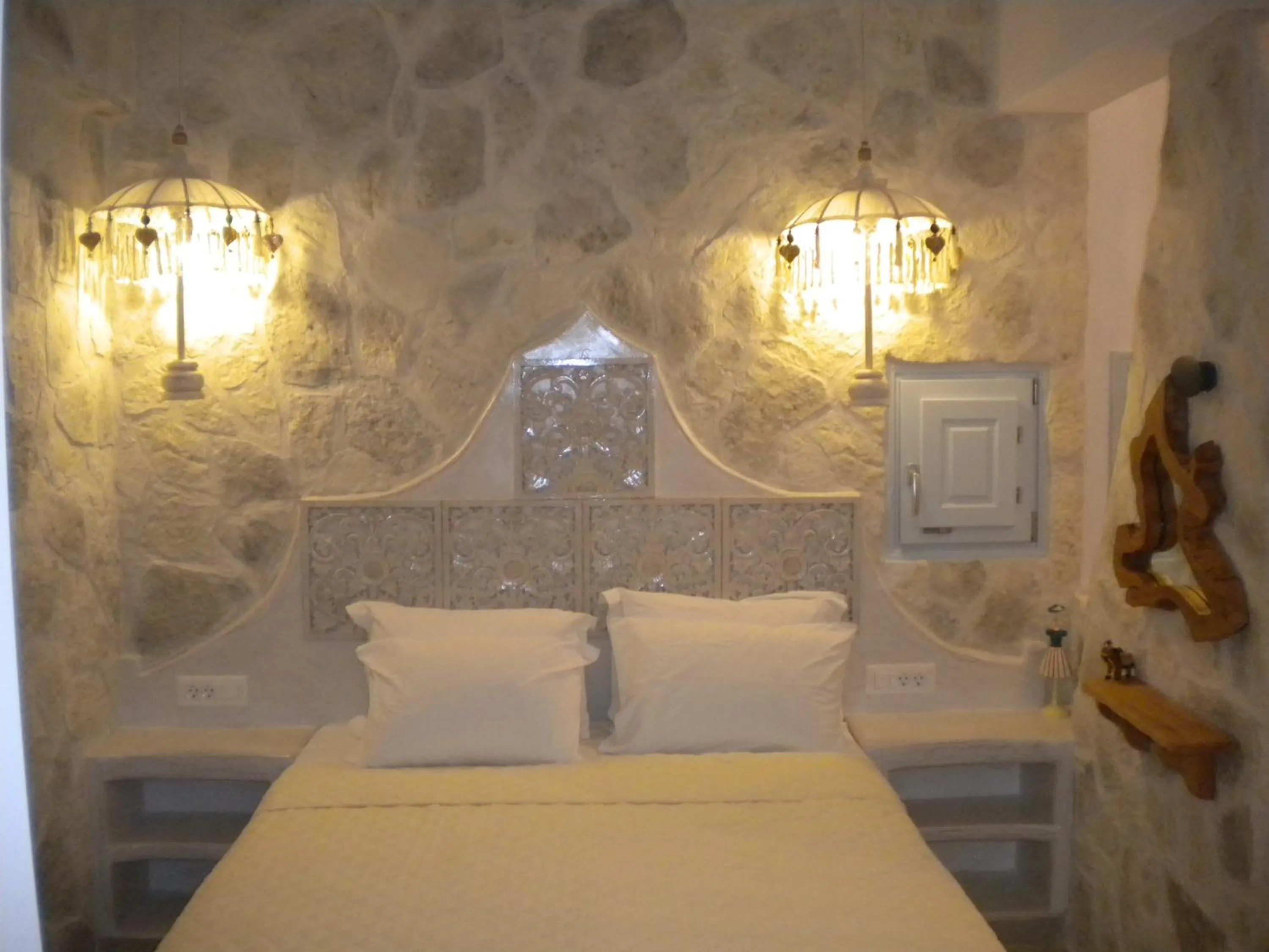 Property building, Bed in Starlight Luxury Seaside Villa & Suites