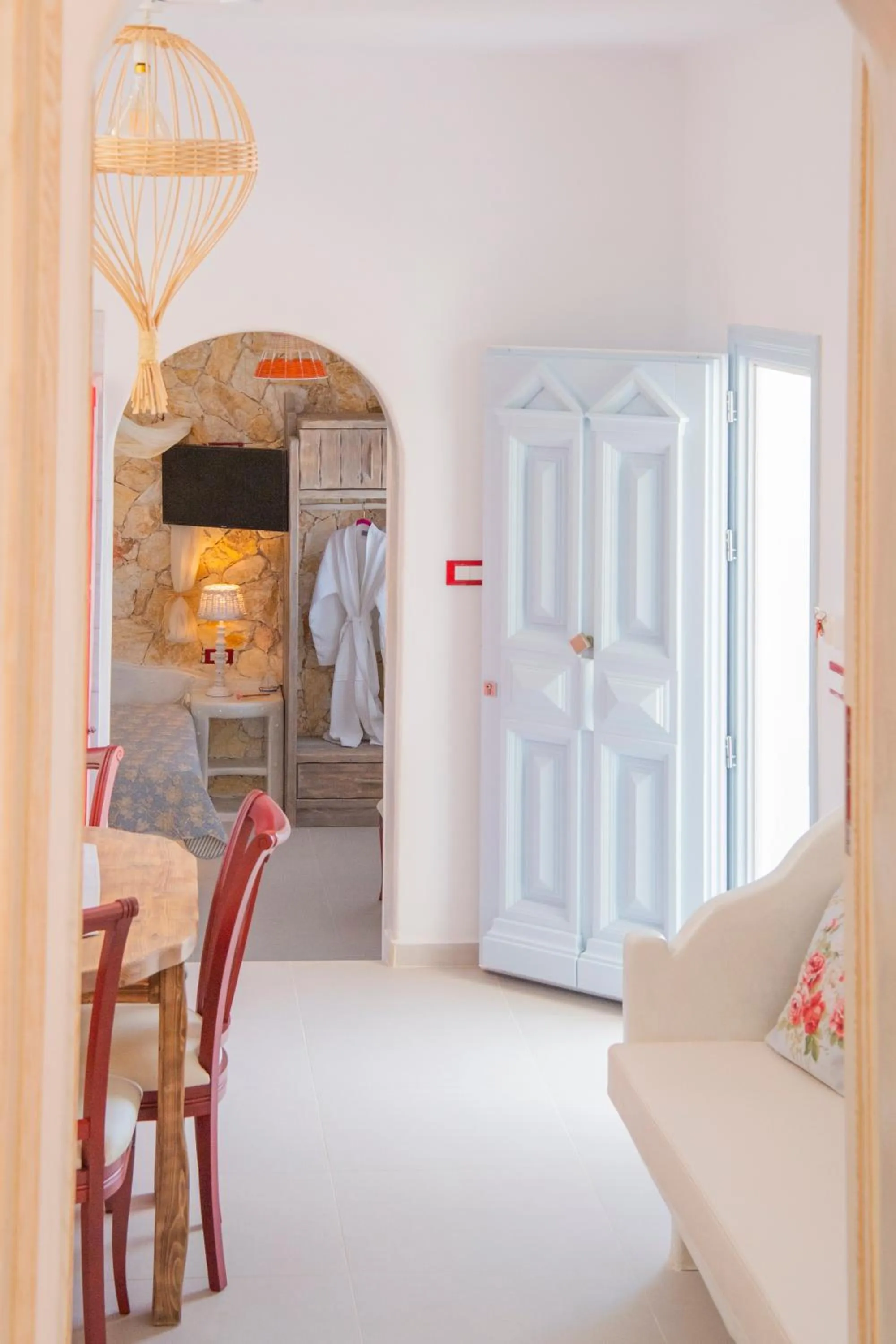 Property building, Bed in Starlight Luxury Seaside Villa & Suites