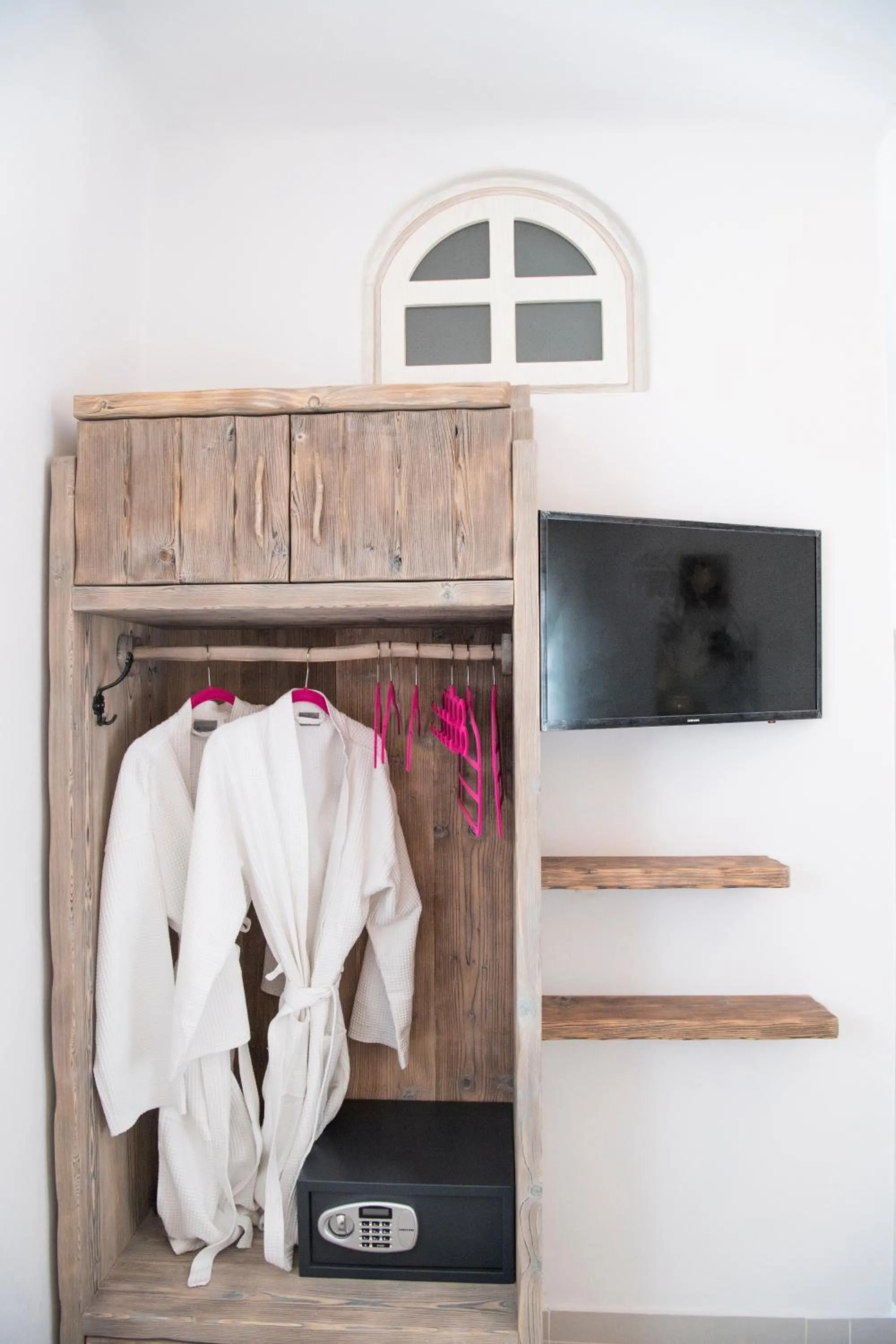 Property building in Starlight Luxury Seaside Villa & Suites