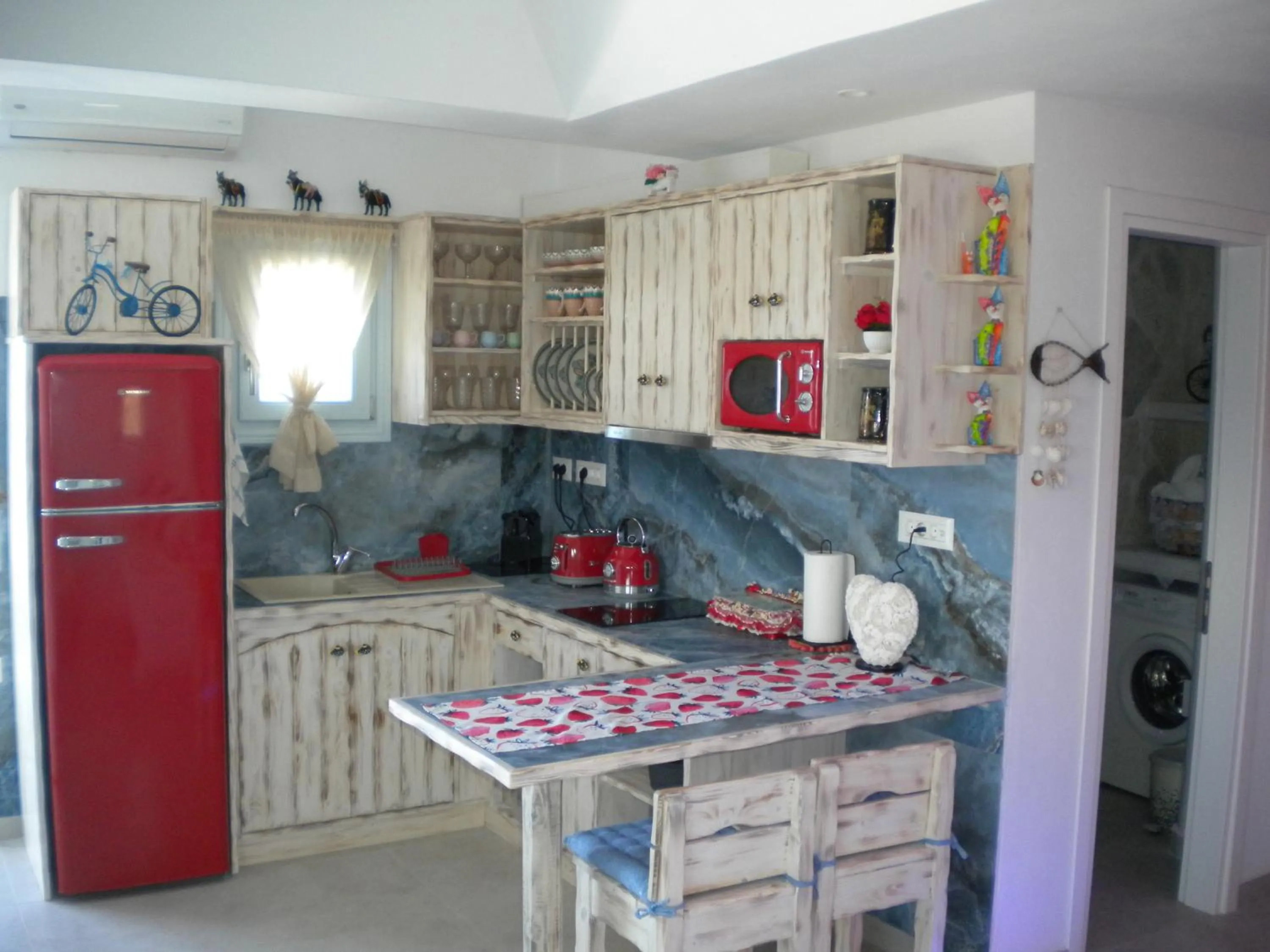 Property building in Starlight Luxury Seaside Villa & Suites