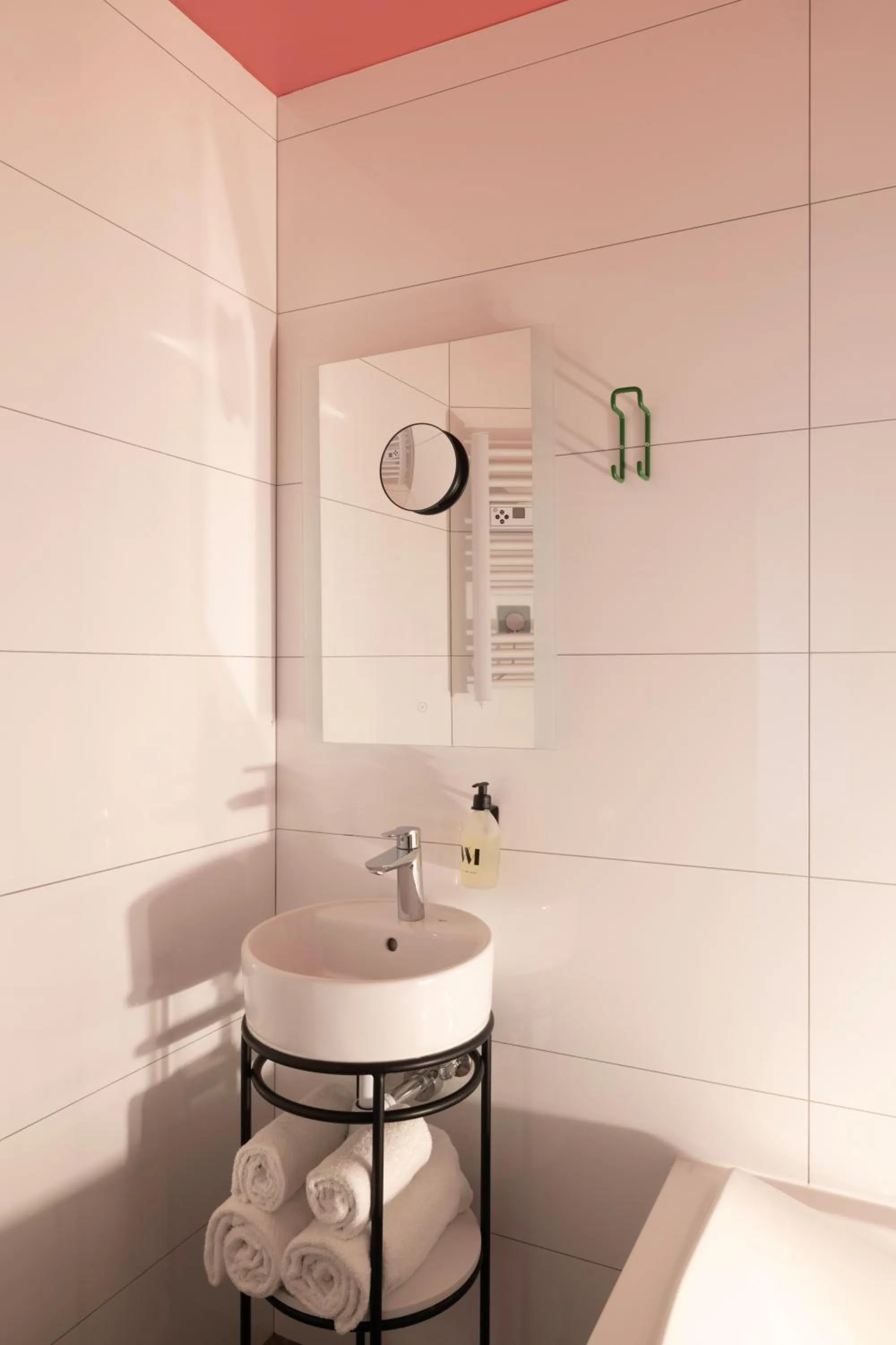 Bathroom in Hotel La Folie des Pres - Saint-Germain-des-Pres