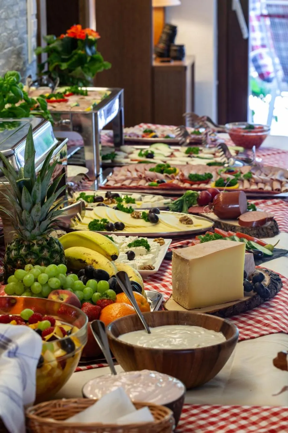 Restaurant/places to eat in Hotel Petra