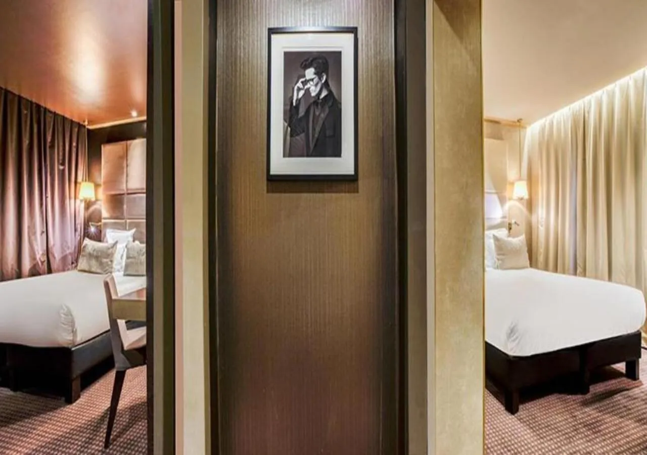 Bed in Hotel Armoni Paris