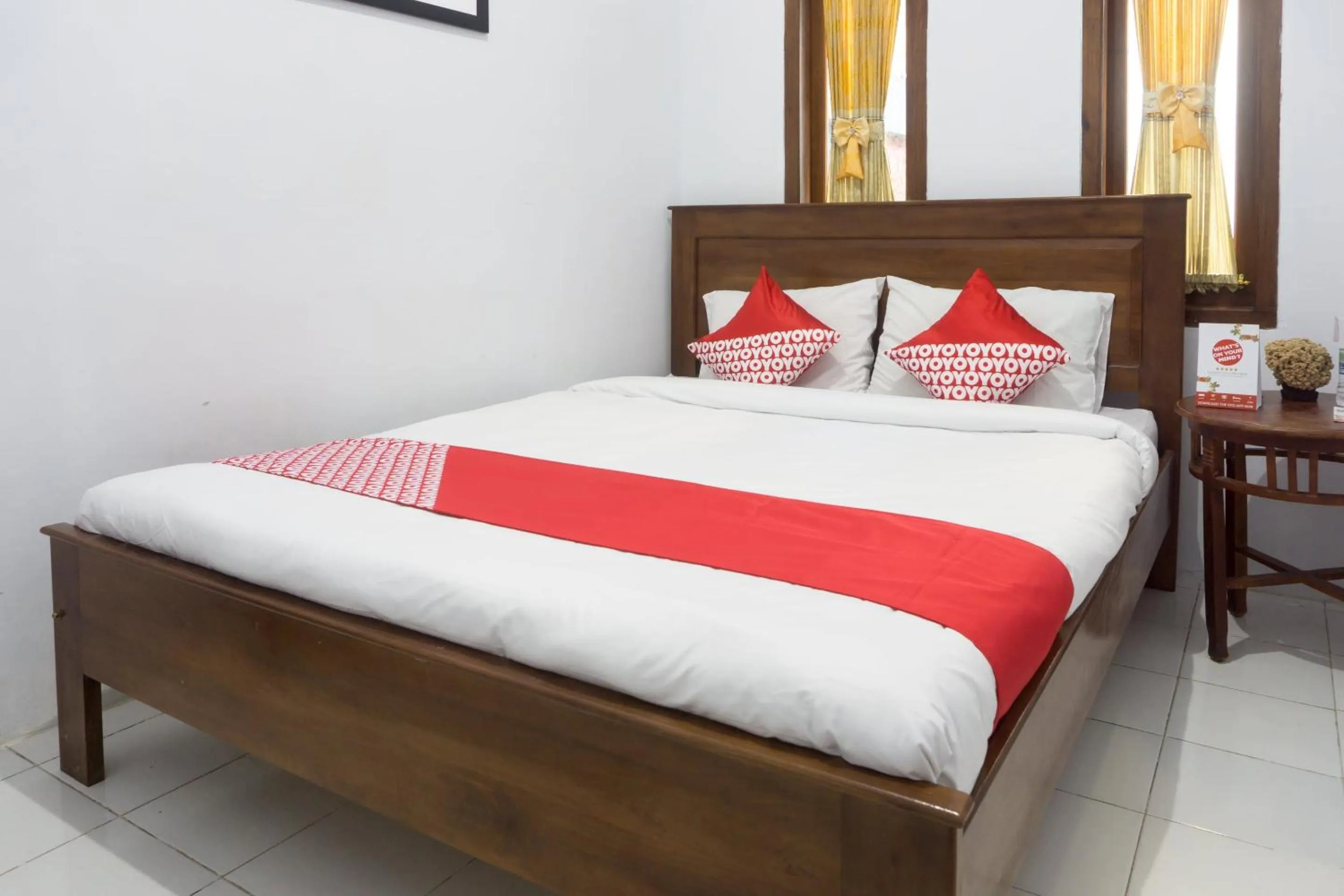 Bedroom, Bed in OYO 801 Hansa Homestay