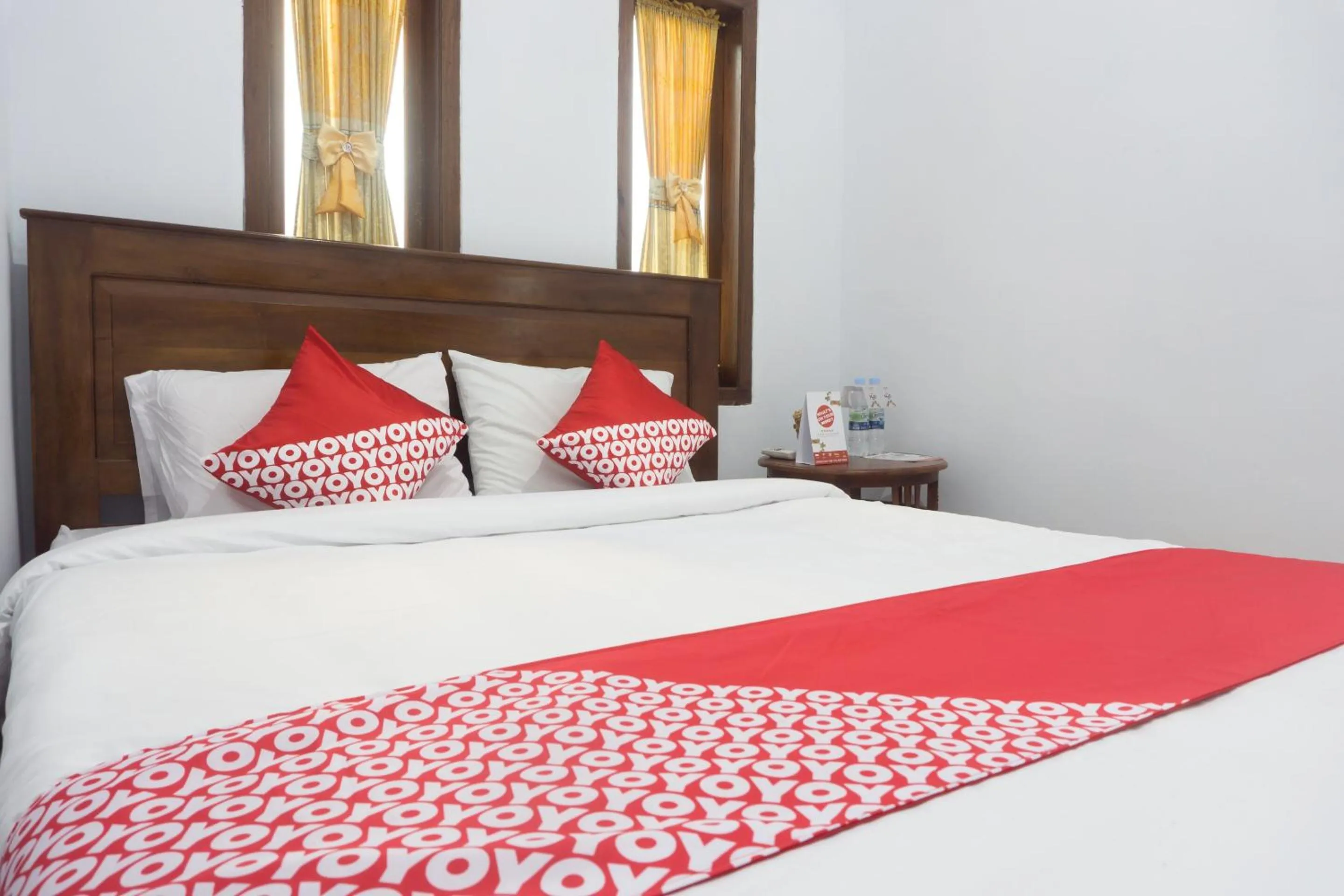 Bedroom, Bed in OYO 801 Hansa Homestay