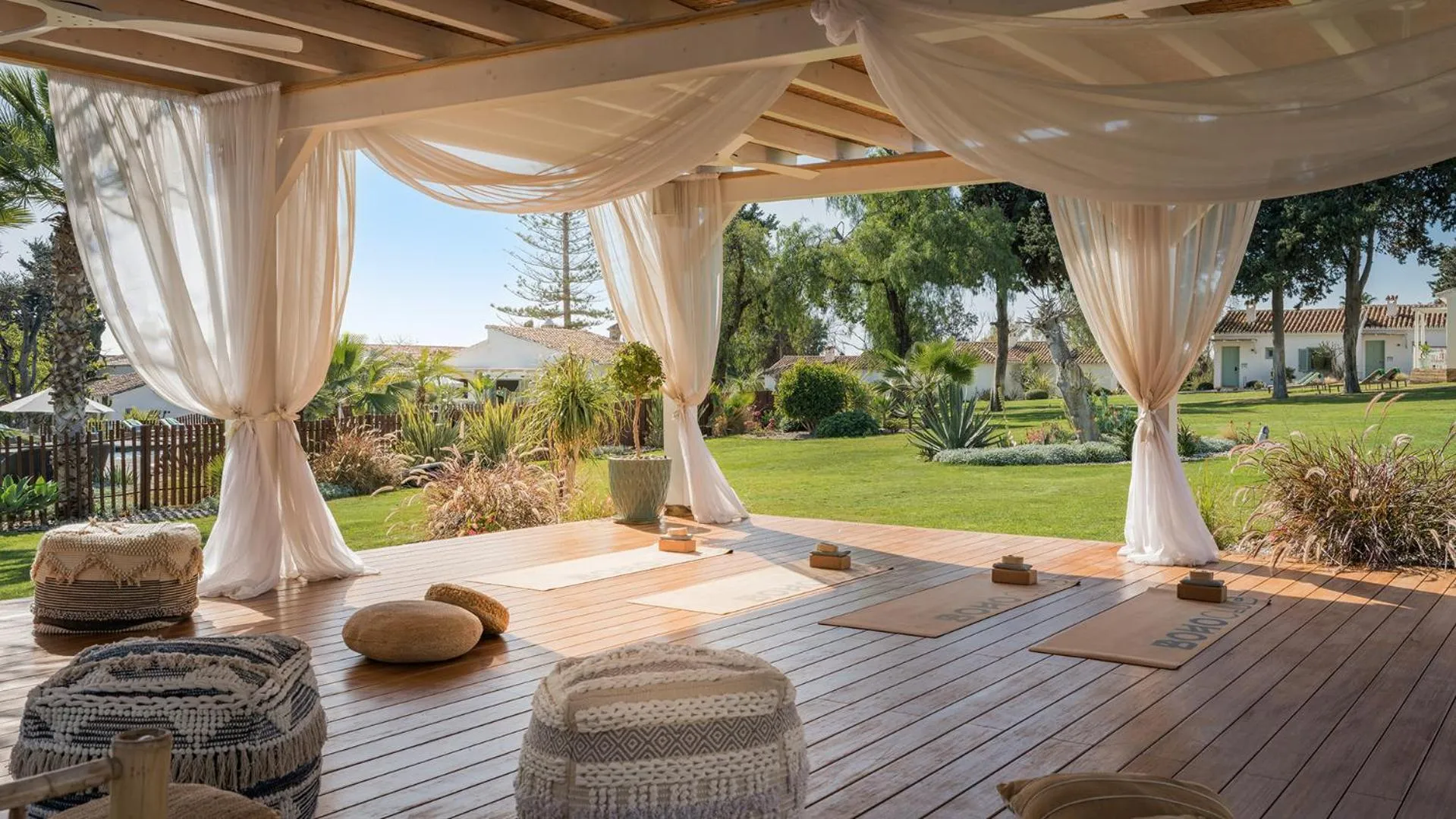 Natural landscape in Boho Club