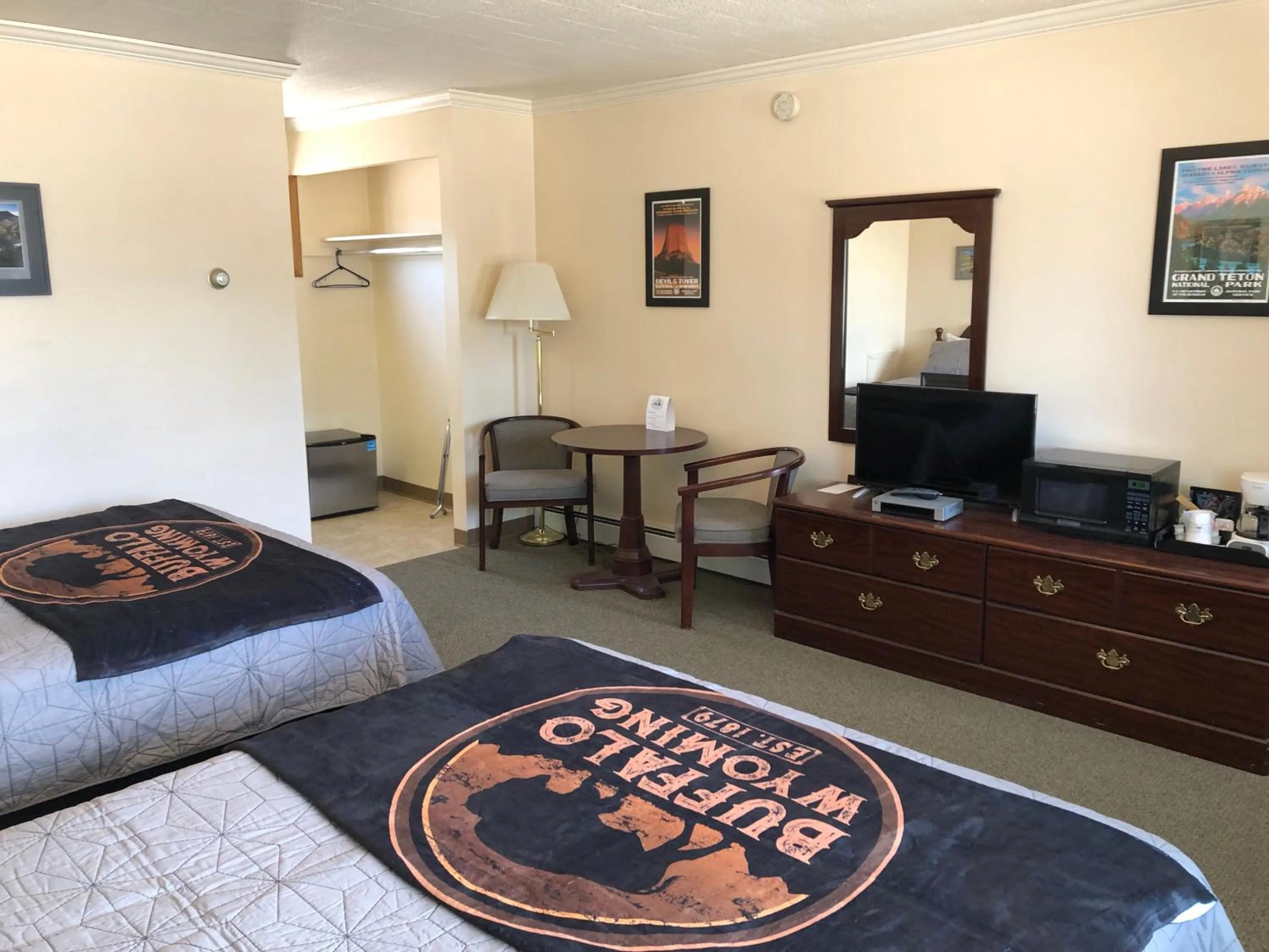 TV and multimedia in Mansion House Motel