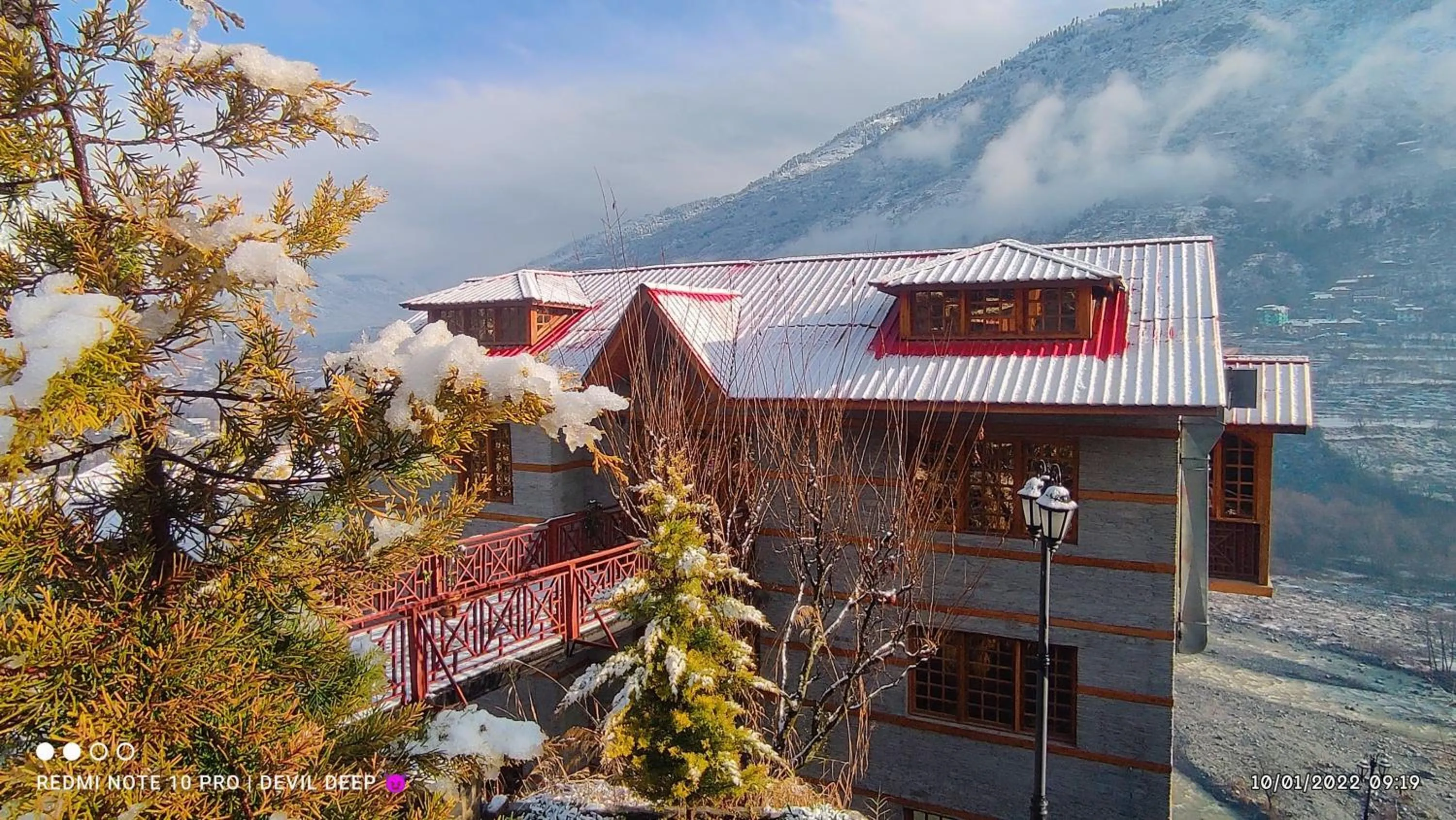 Property building in Regenta Inn by Riverside Manali