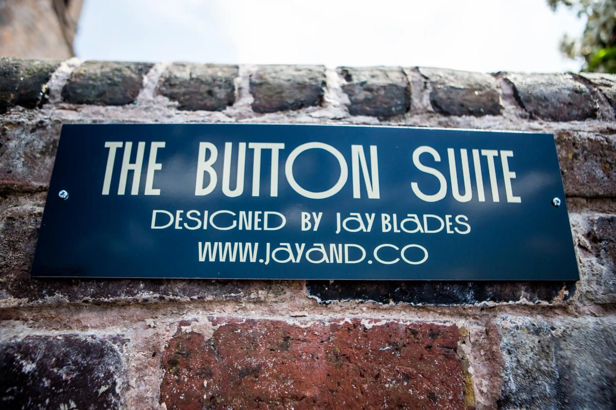 Property building in The Golden Lion Inn