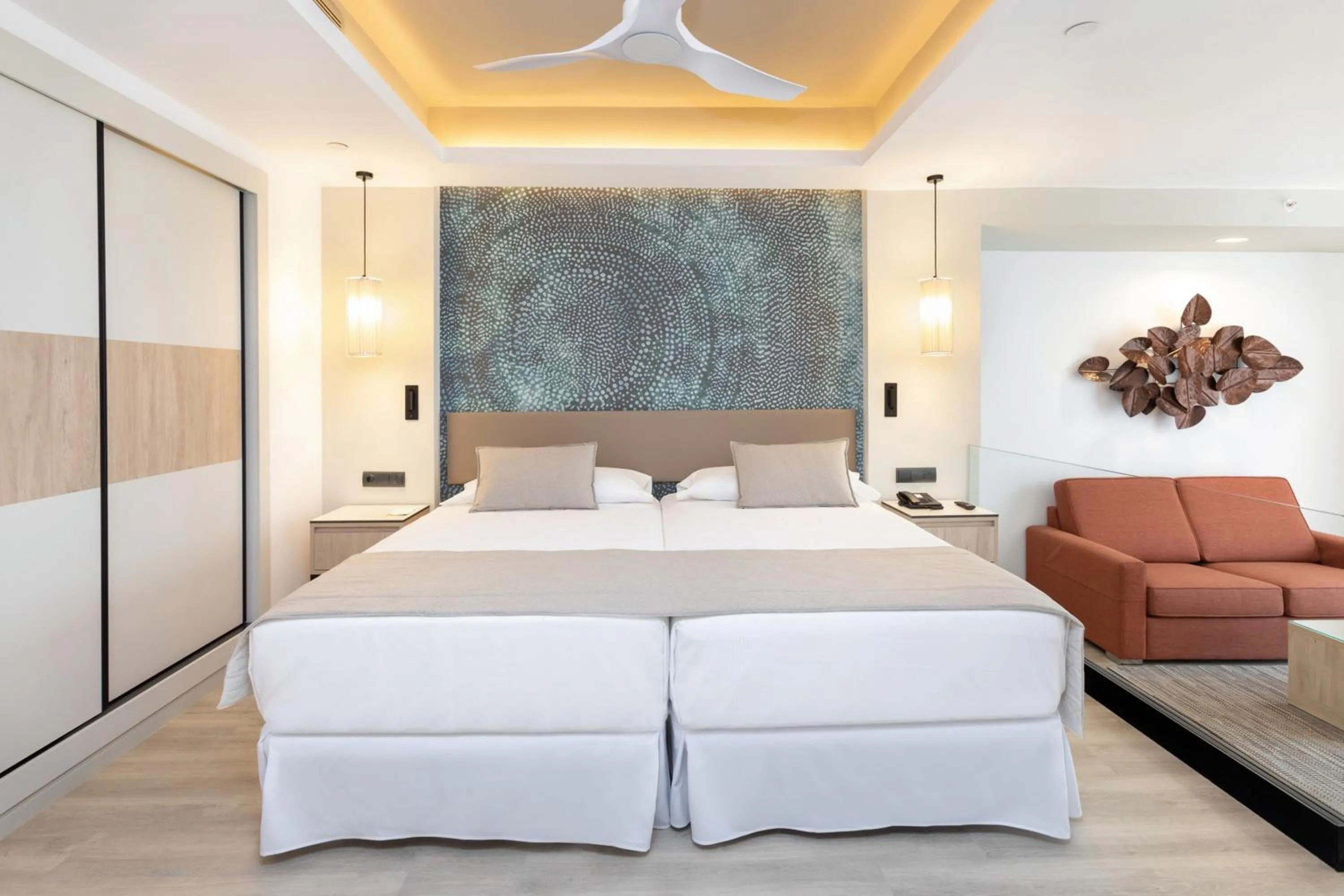 Bedroom, Bed in Hotel Riu Palace Jandia