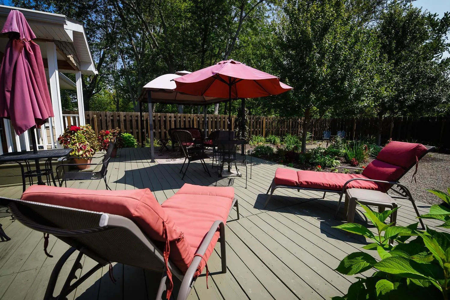Patio in The Lakehouse Inn Geneva