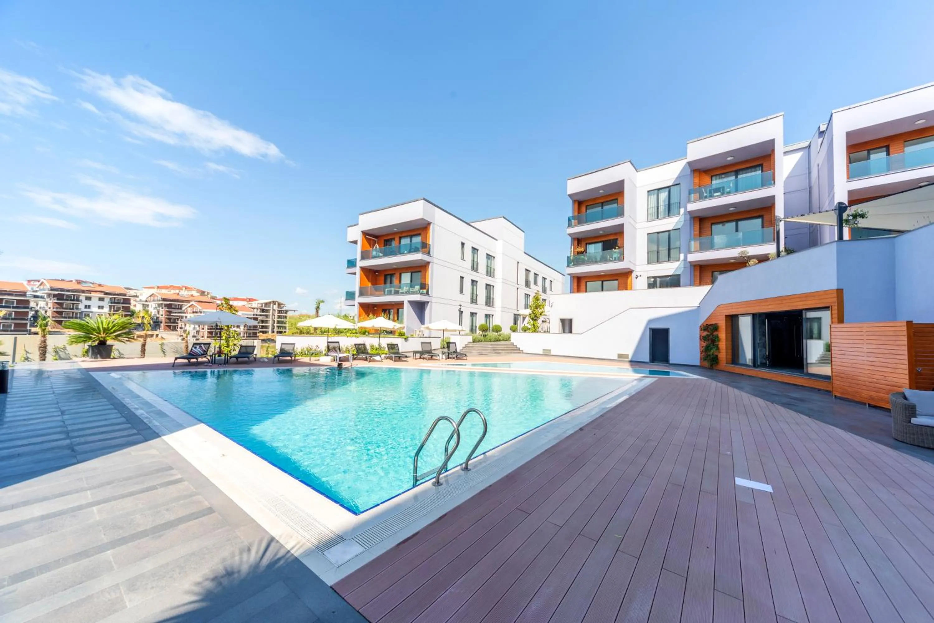 Property building in Green Hills Suites