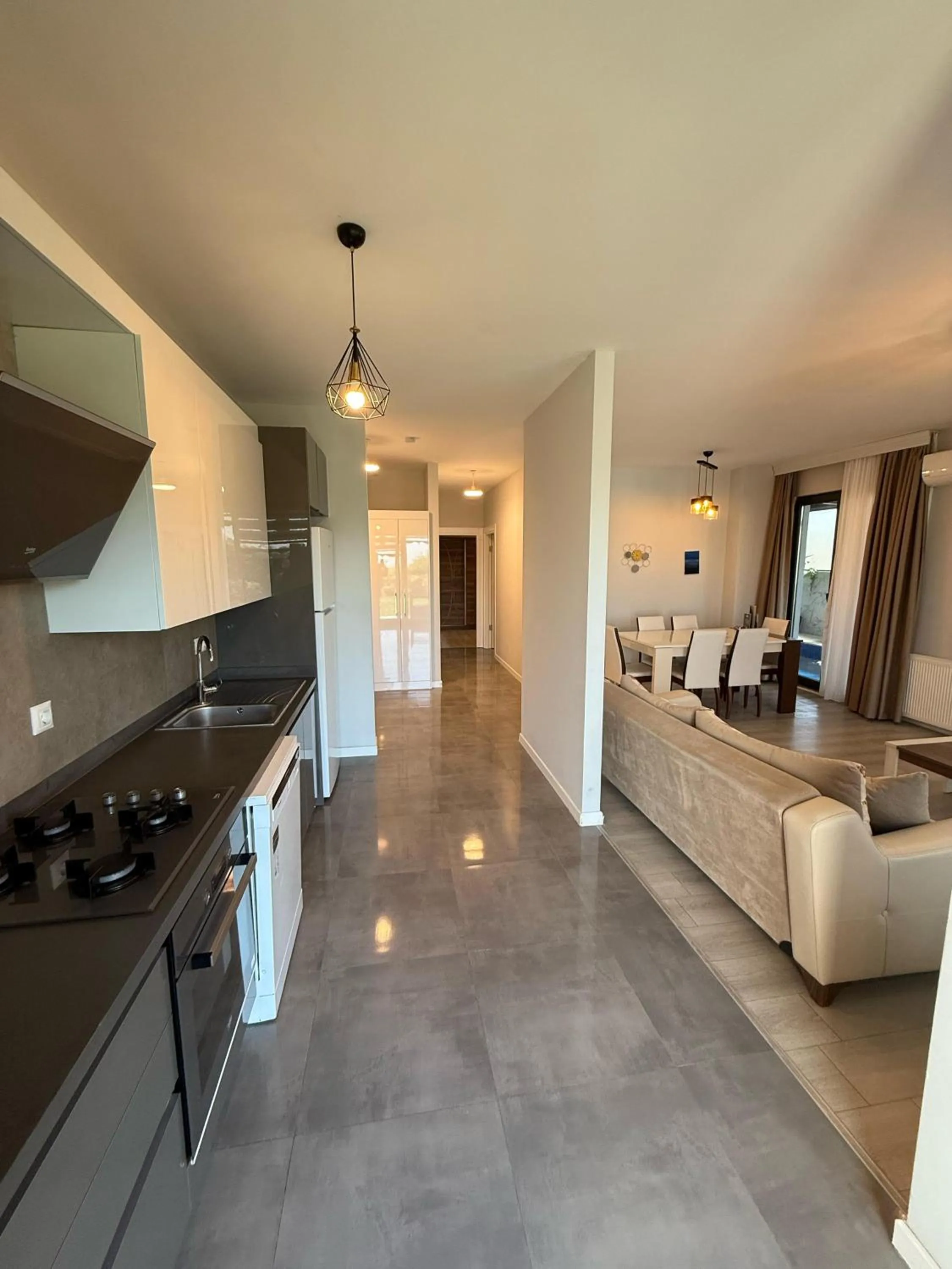 Kitchen or kitchenette in Green Hills Suites