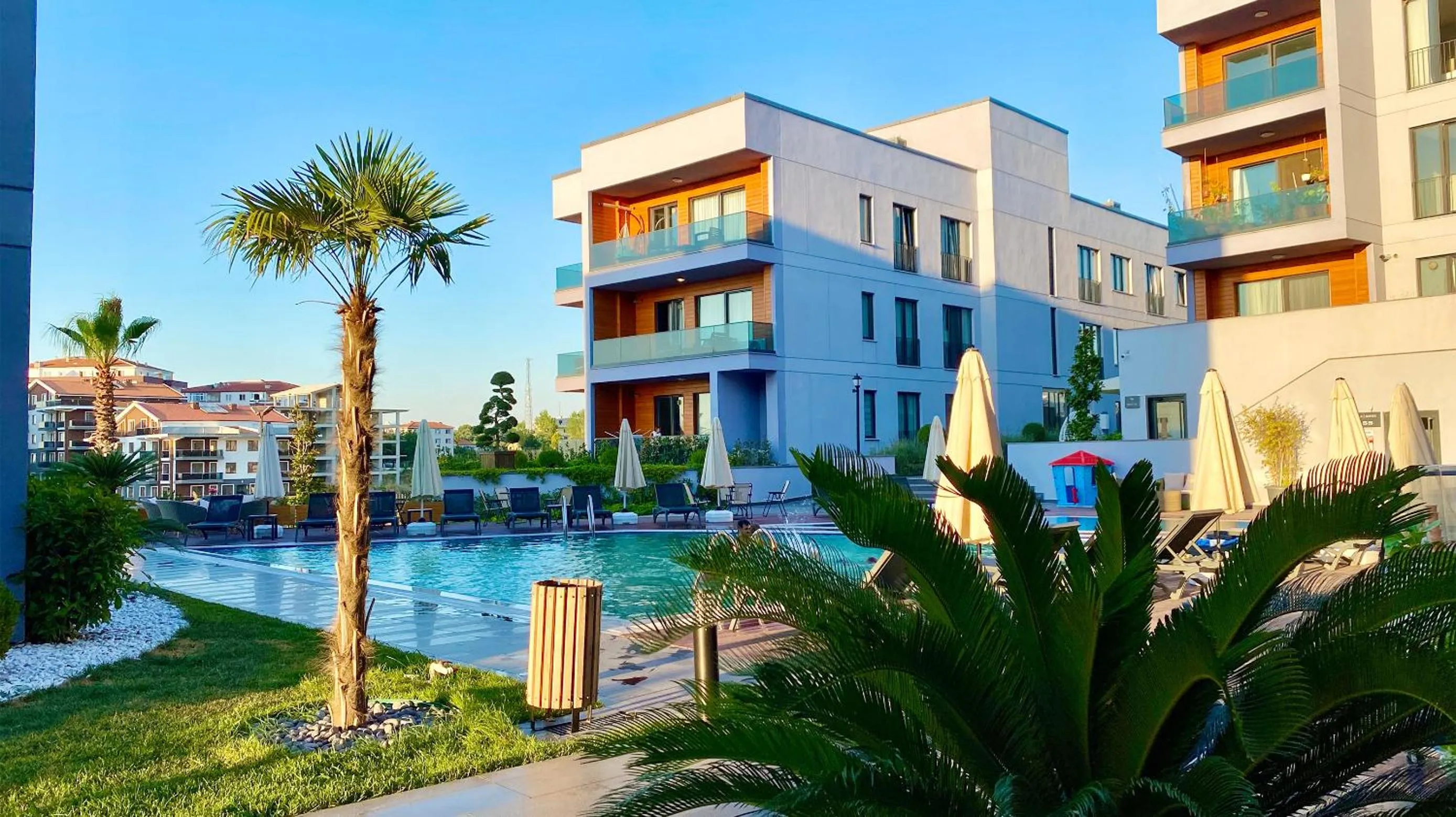 Property building in Green Hills Suites