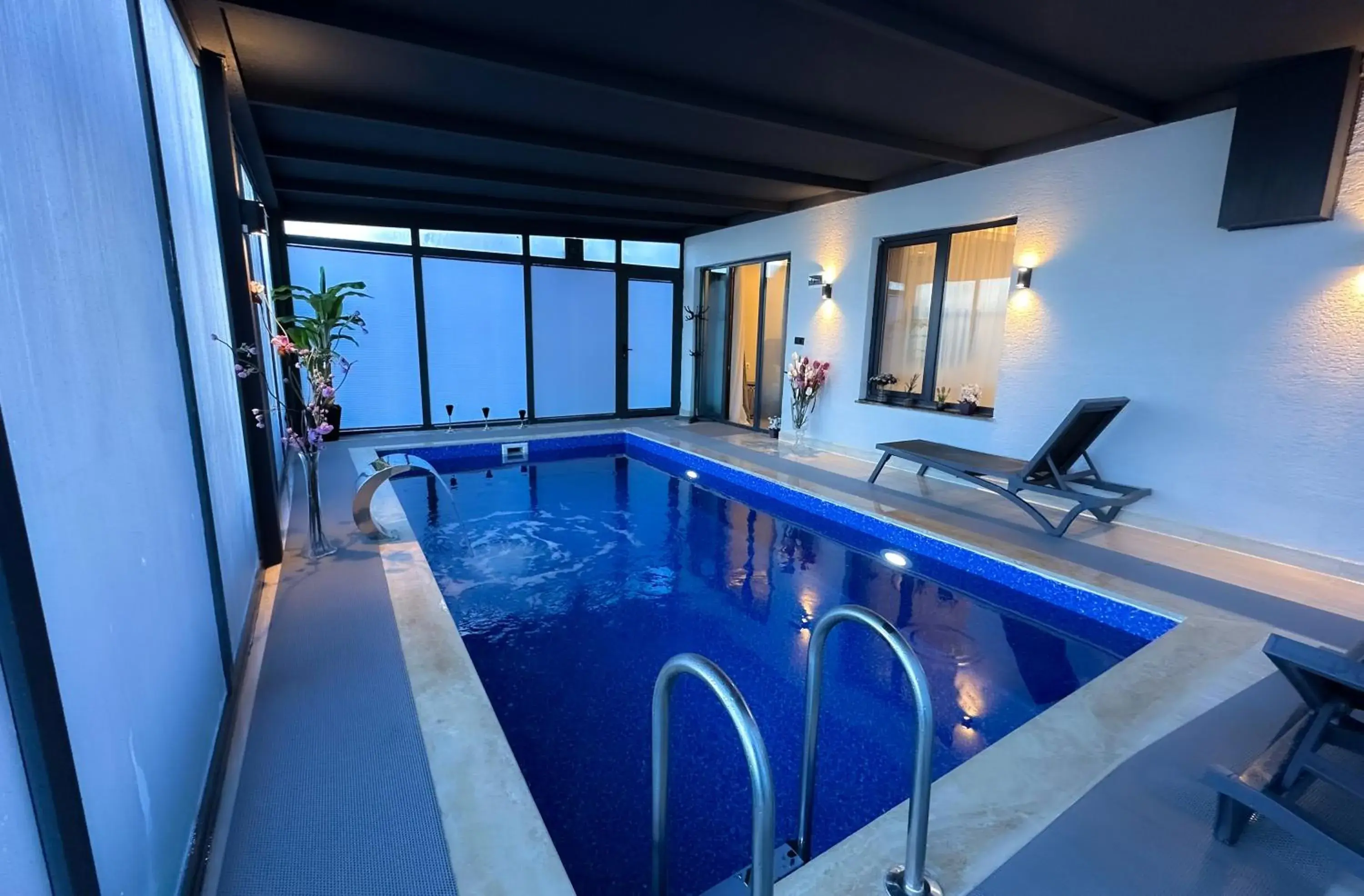 Suite with Private Pool in Green Hills Suites Suite with Private Pool in Green Hills Suites