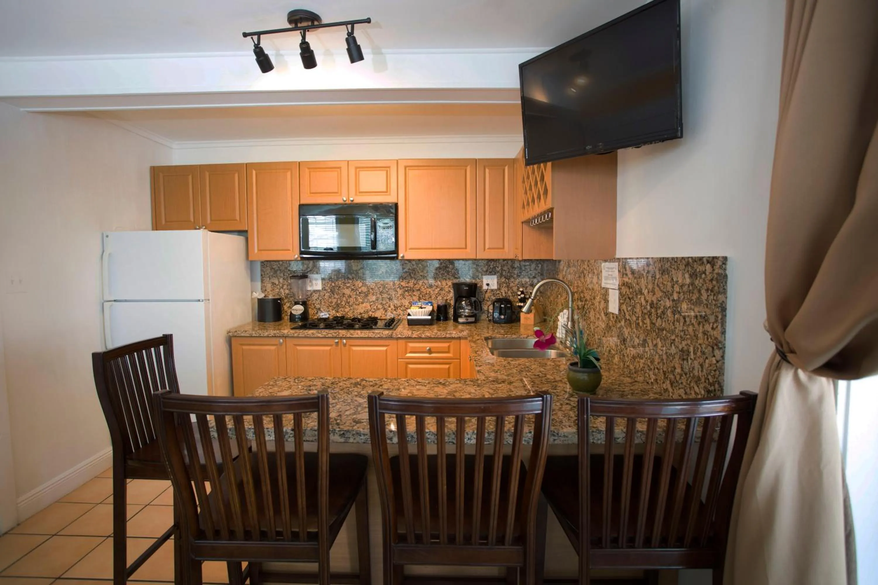 Courtney's Place Historic Cottages & Inns