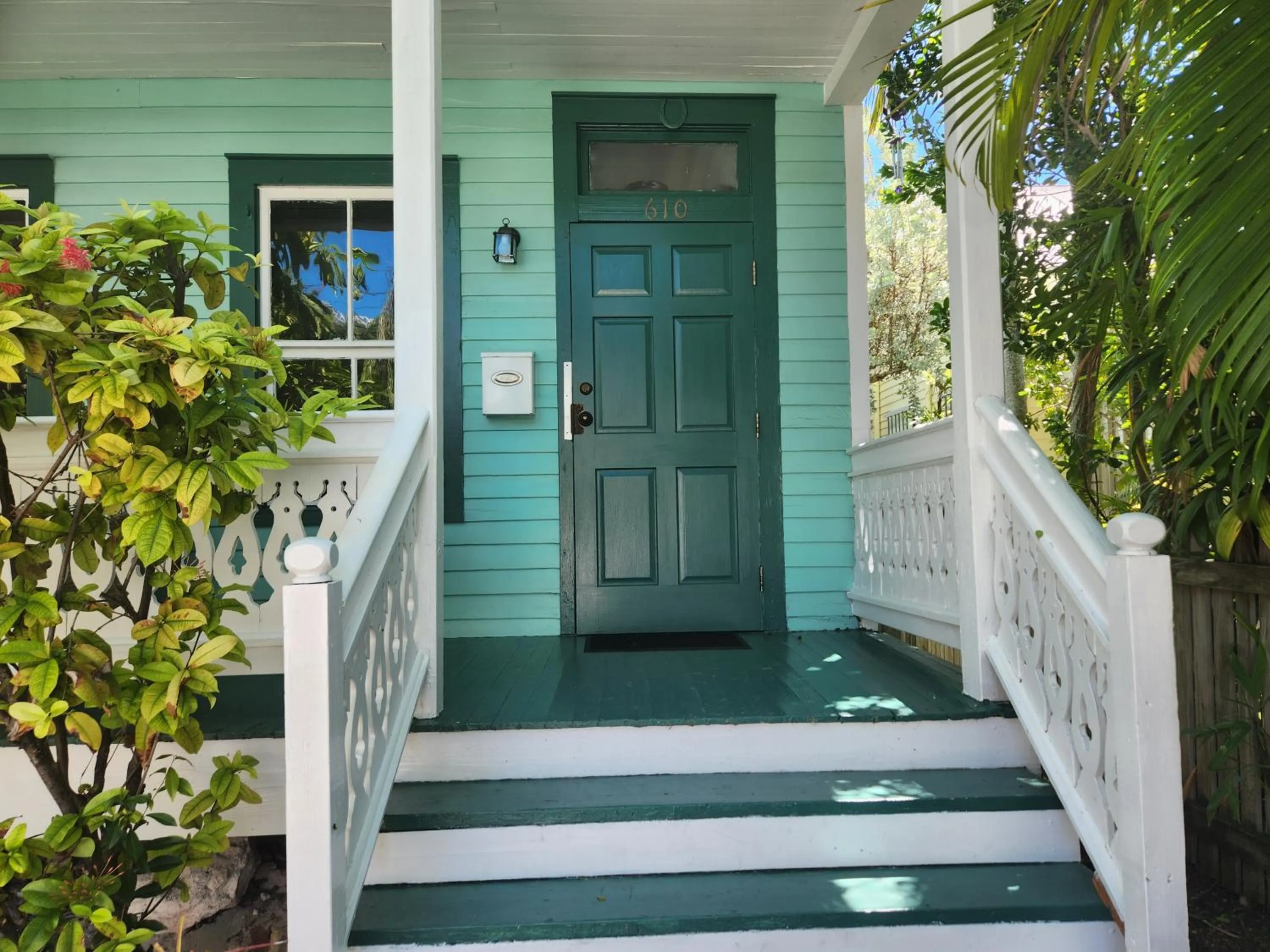 Courtney's Place Historic Cottages & Inns