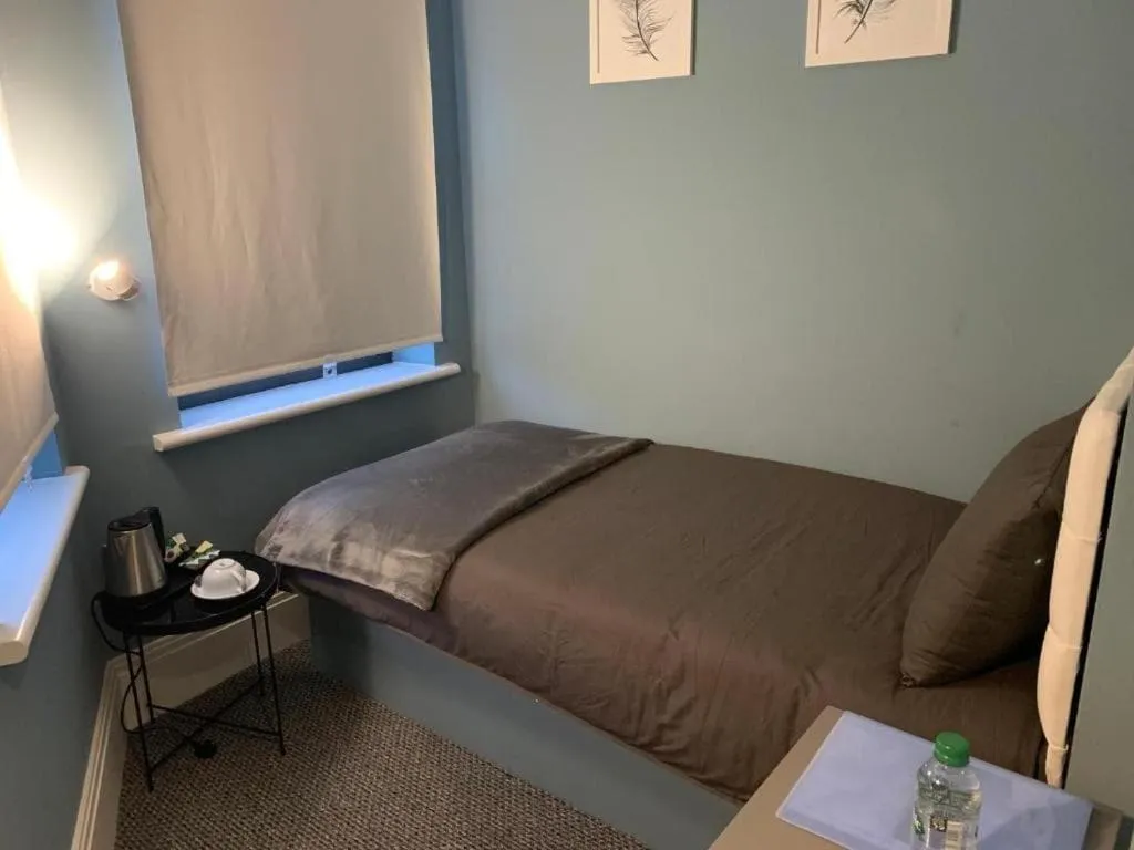 Bedroom in OYO Ruby Pub & Hotel