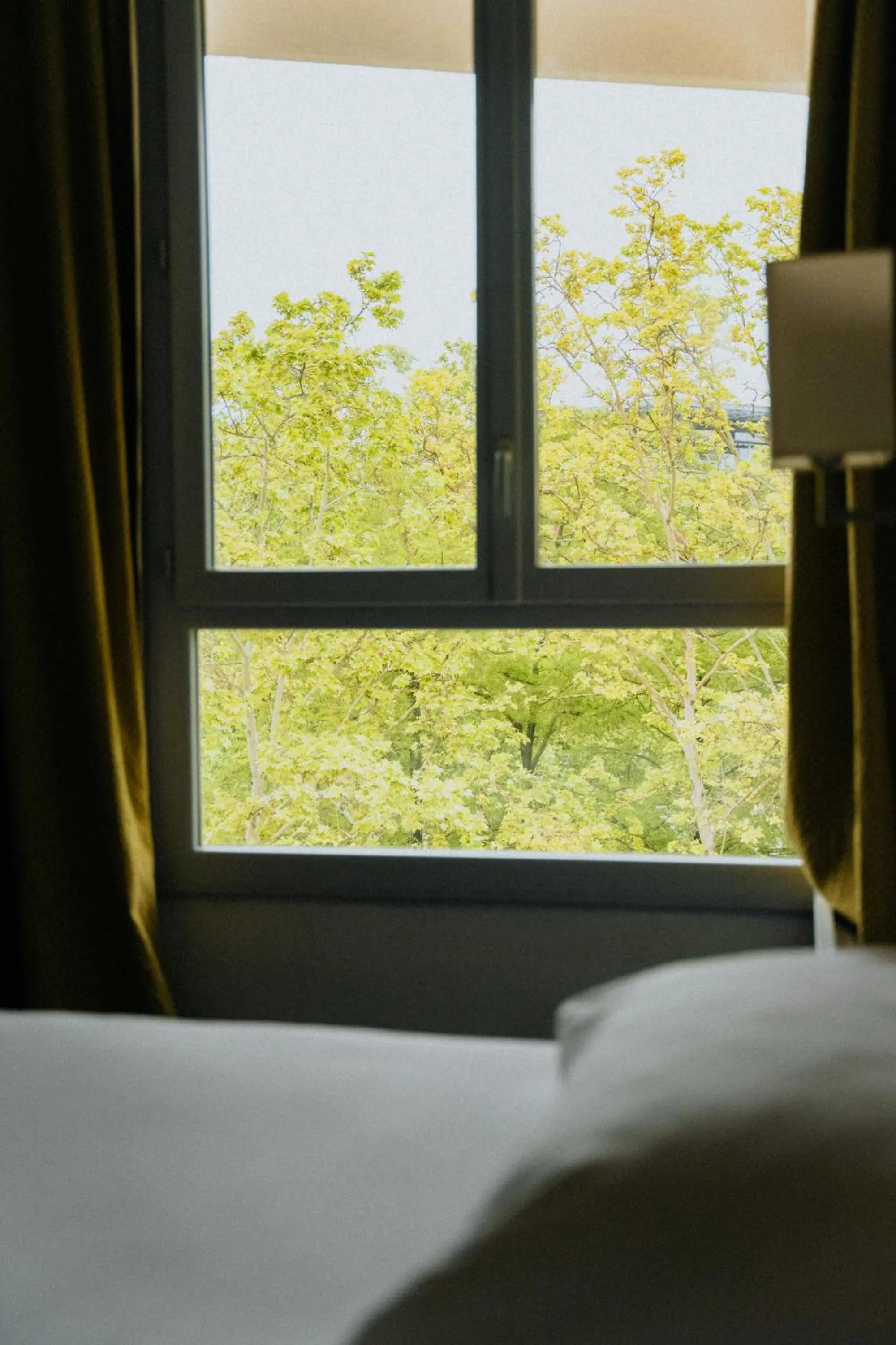 Bed in Hôtel d'Orsay Grand Matabiau
