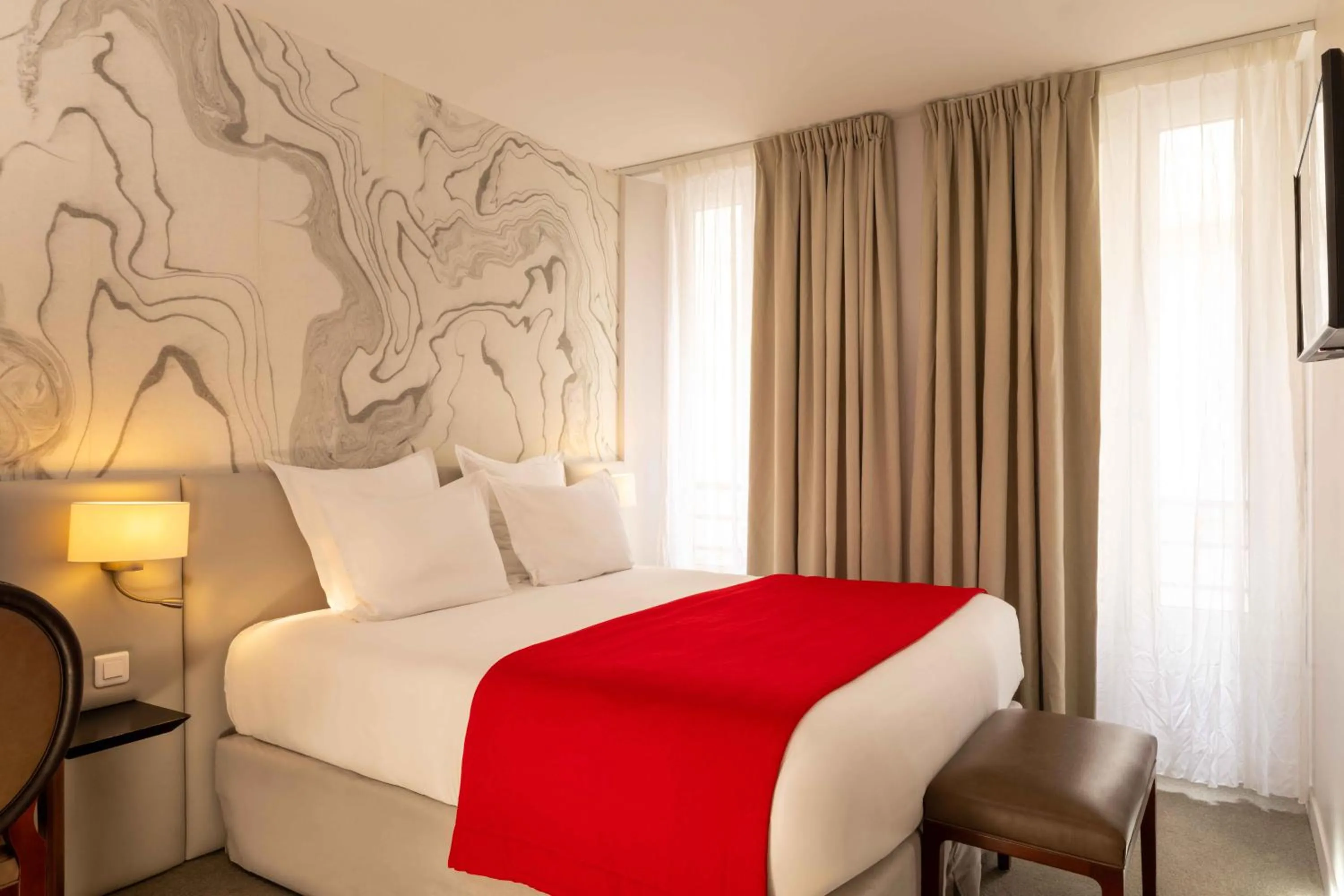 Bed in Queen Mary Opera