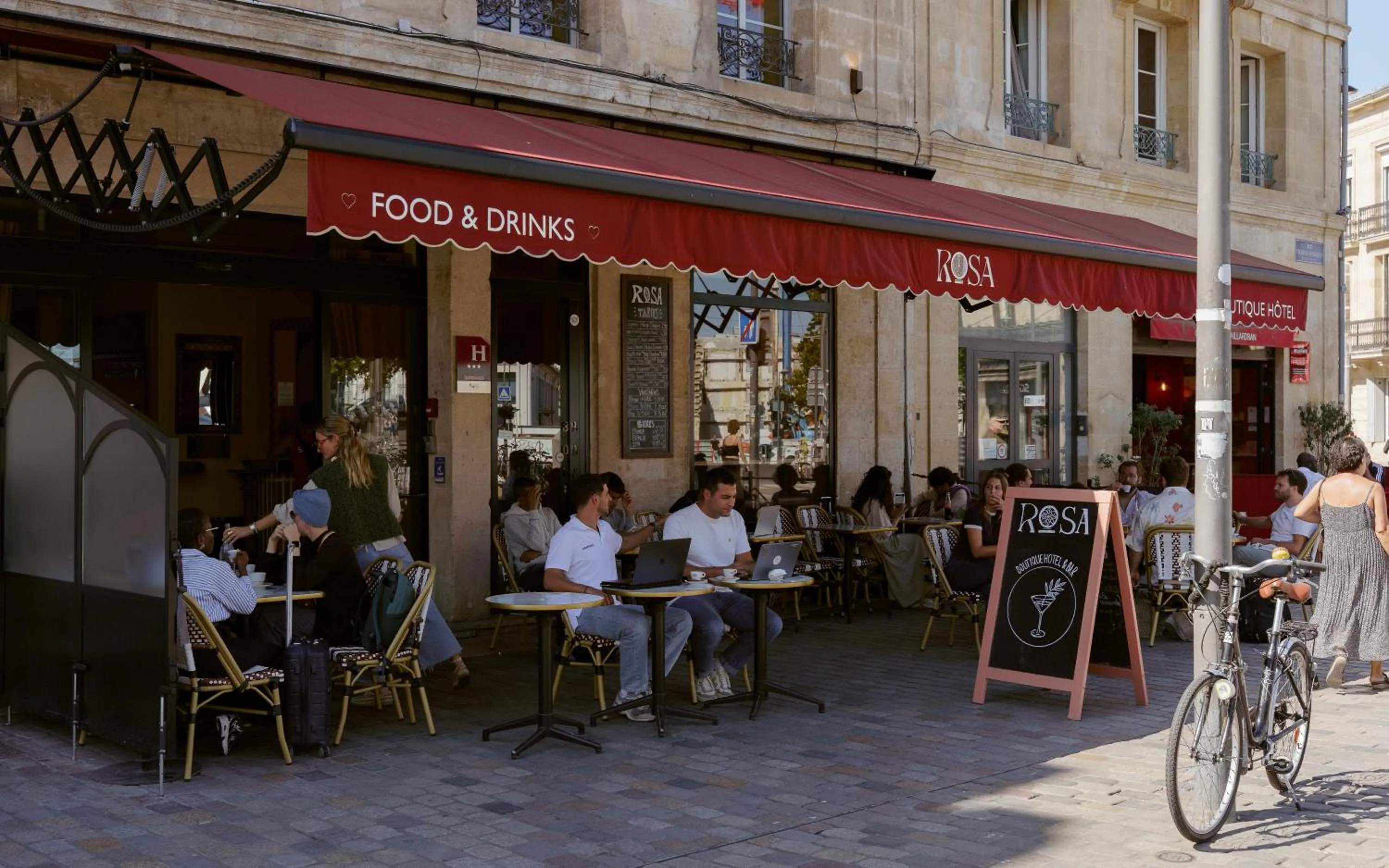 Facade/entrance in ROSA Boutique Hotel - Bordeaux Centre Gare