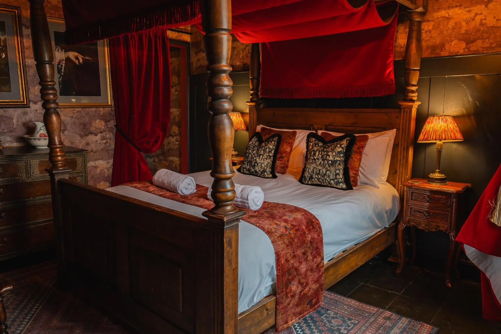 Bed in Golden Fleece York