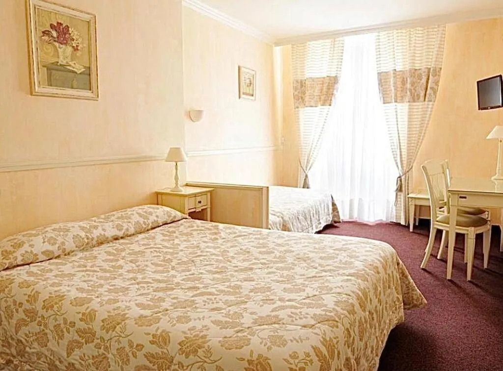 Bed in Le Grand Hôtel