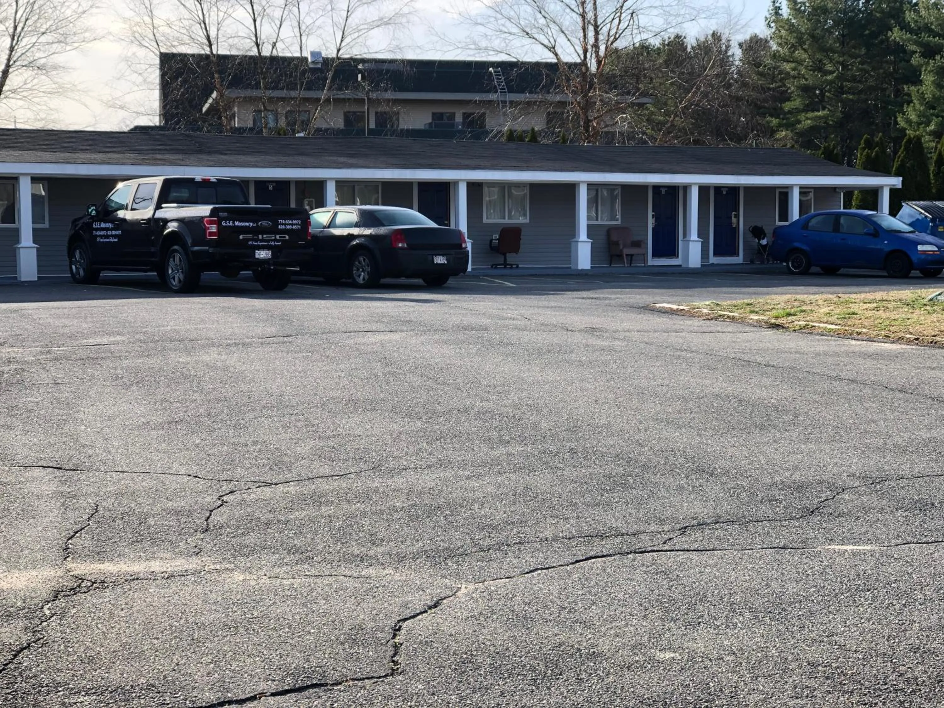 Property building in Rosewood Motel