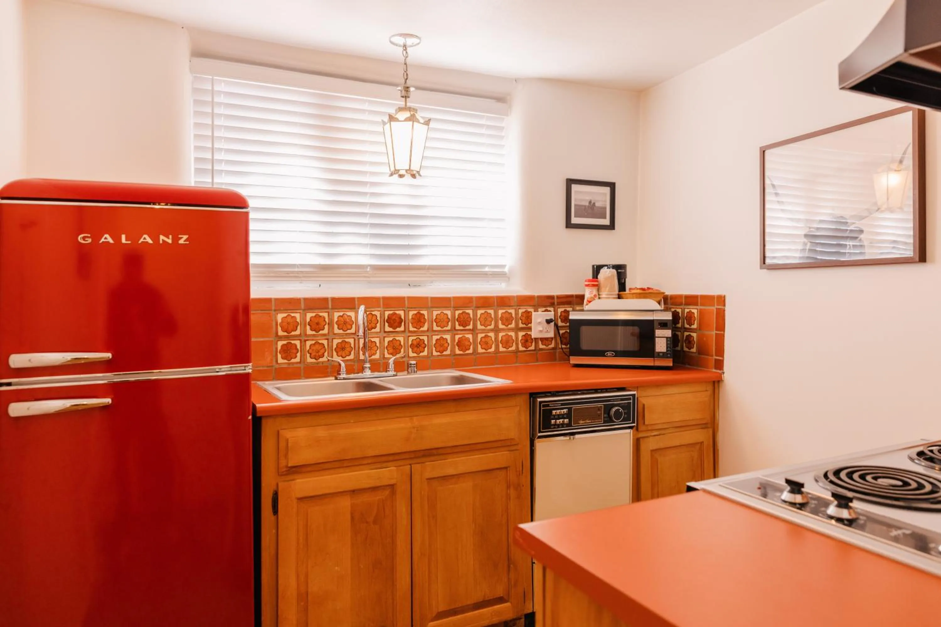 Kitchen or kitchenette in Pueblo Bonito Inn