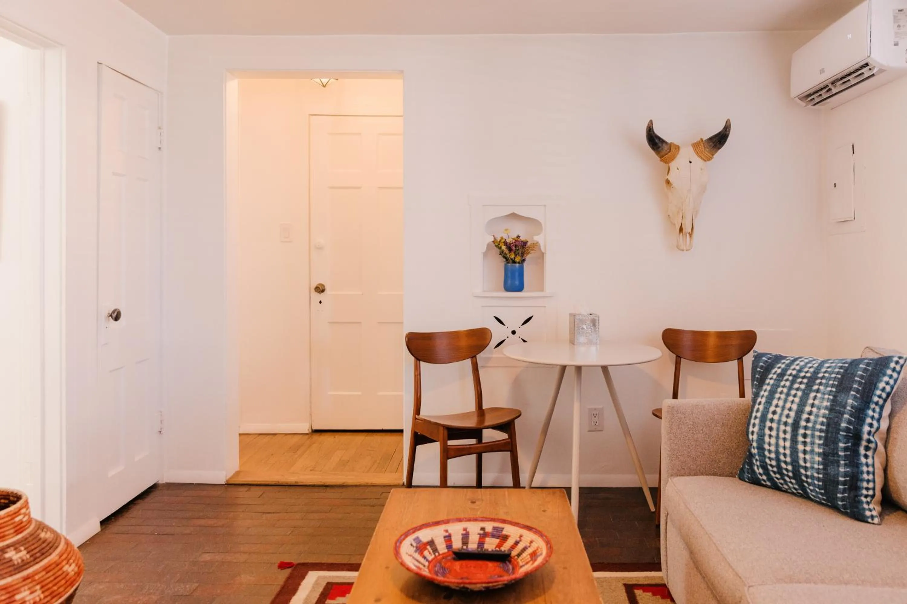 Living room in Pueblo Bonito Inn