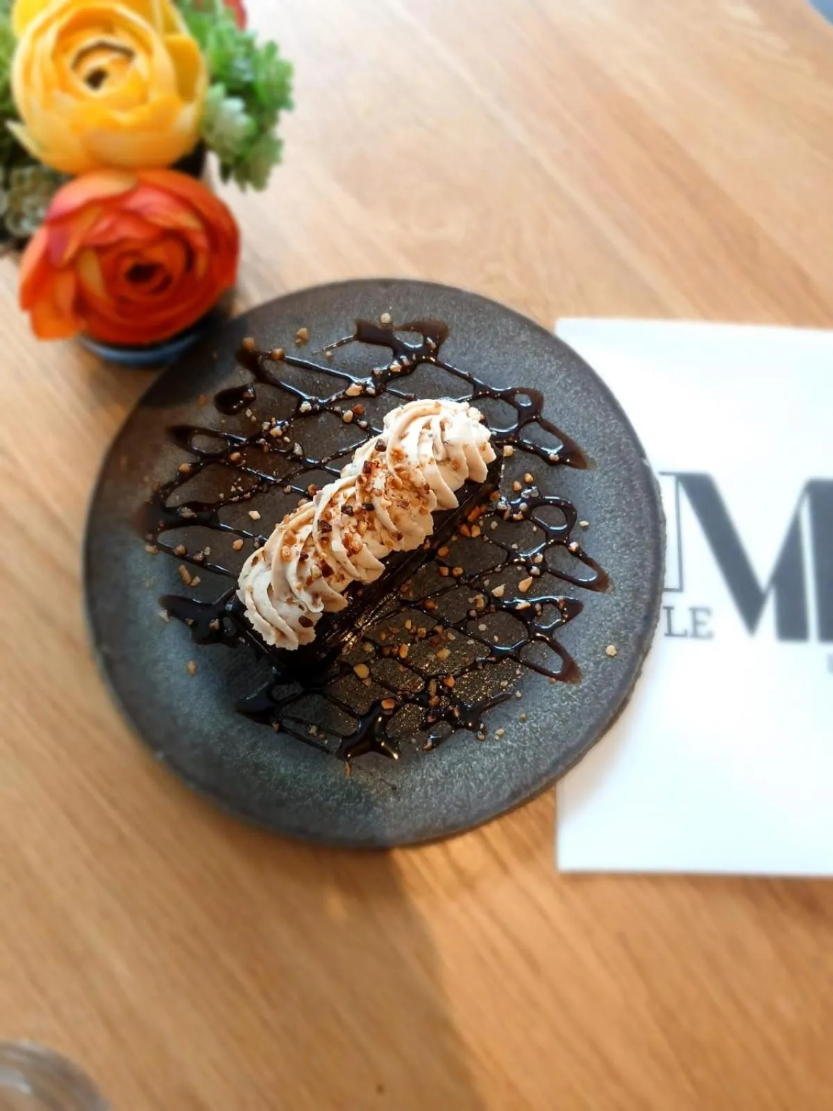 Food in Le M & Spa Bordeaux Aéroport by Hôtels & Préférence