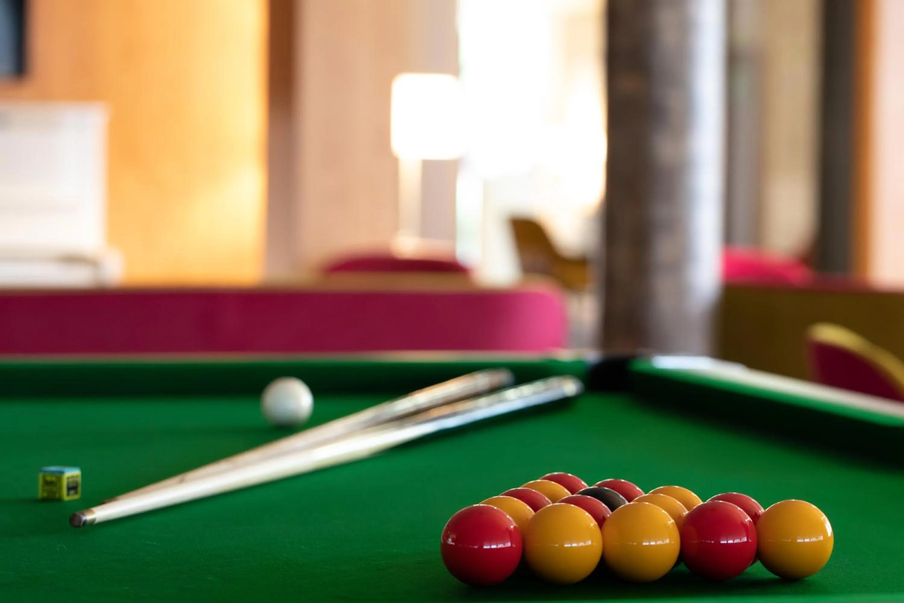 Billiard in Le M & Spa Bordeaux Aéroport by Hôtels & Préférence