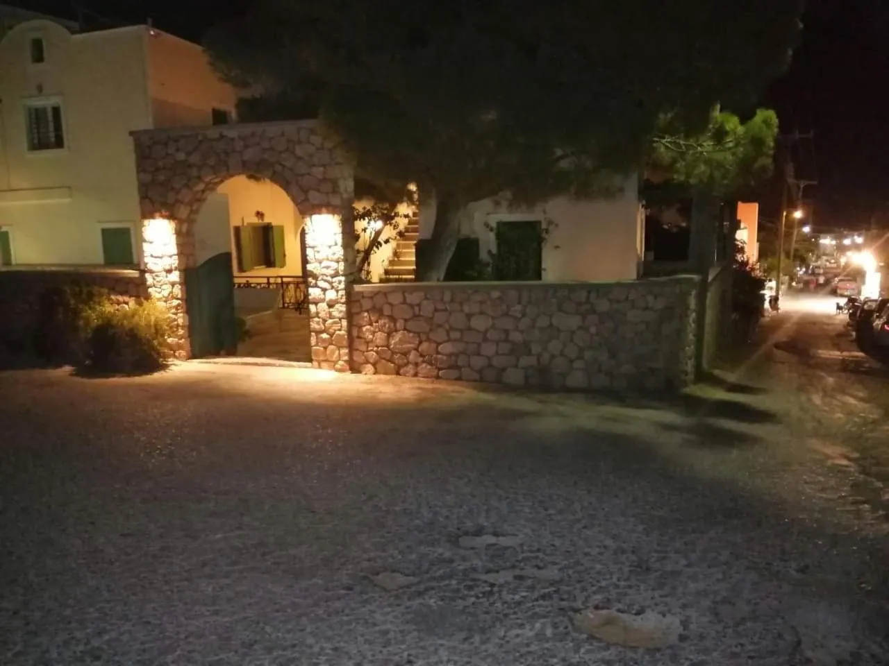 Property building in Santa Magia