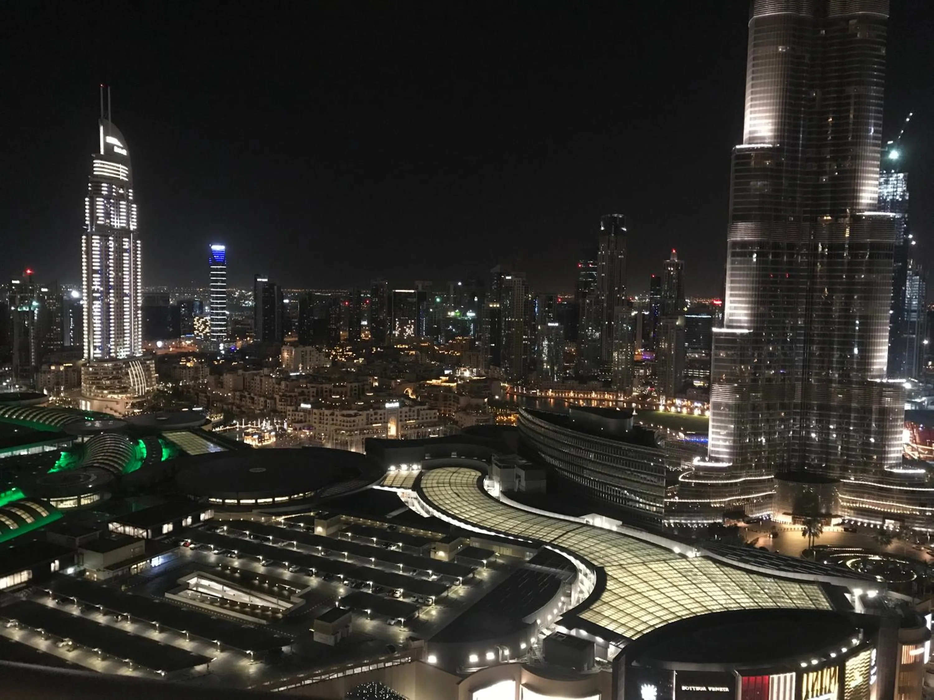 Bird's eye view in Amazing 2 bedroom with full burj view