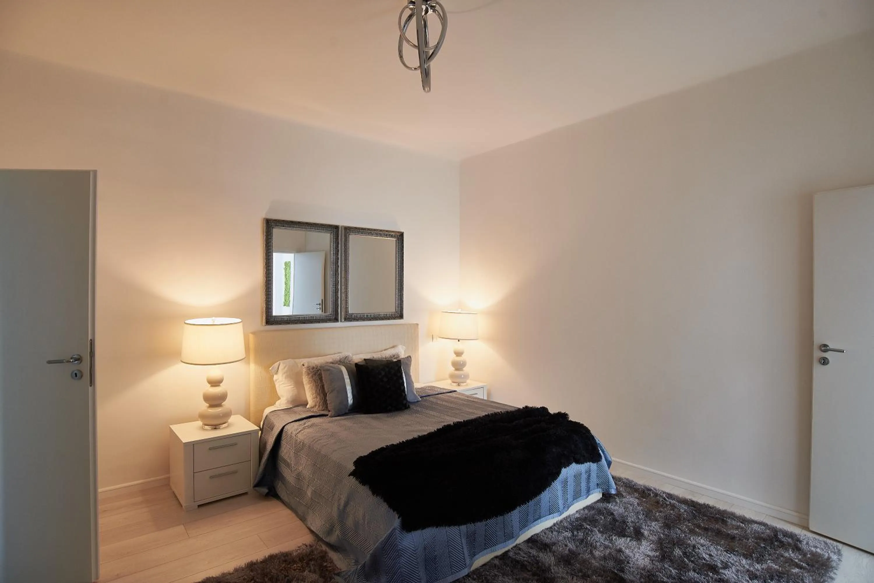 Bed in Metropole Apartments Old Town