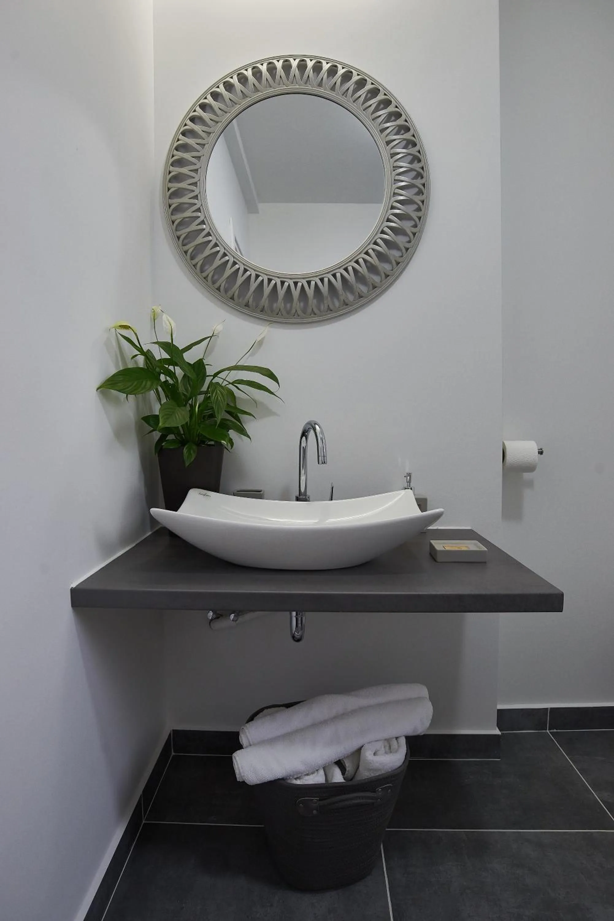 Bathroom in Metropole Apartments Old Town