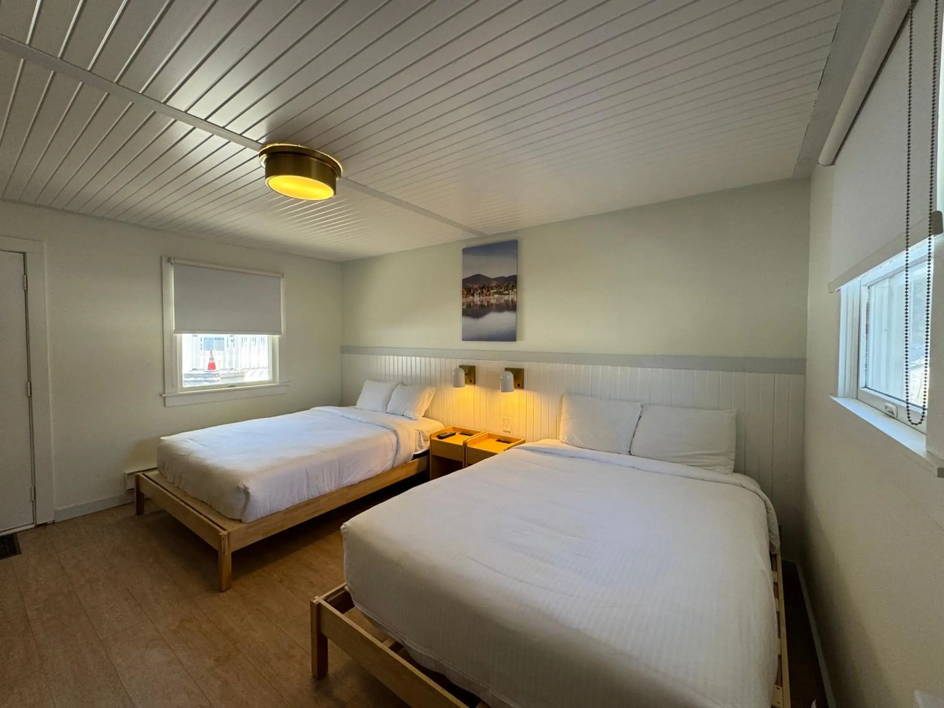 Deluxe Double or Twin Room in Maple Leaf Inn Lake Placid Deluxe Double or Twin Room in Maple Leaf Inn Lake Placid