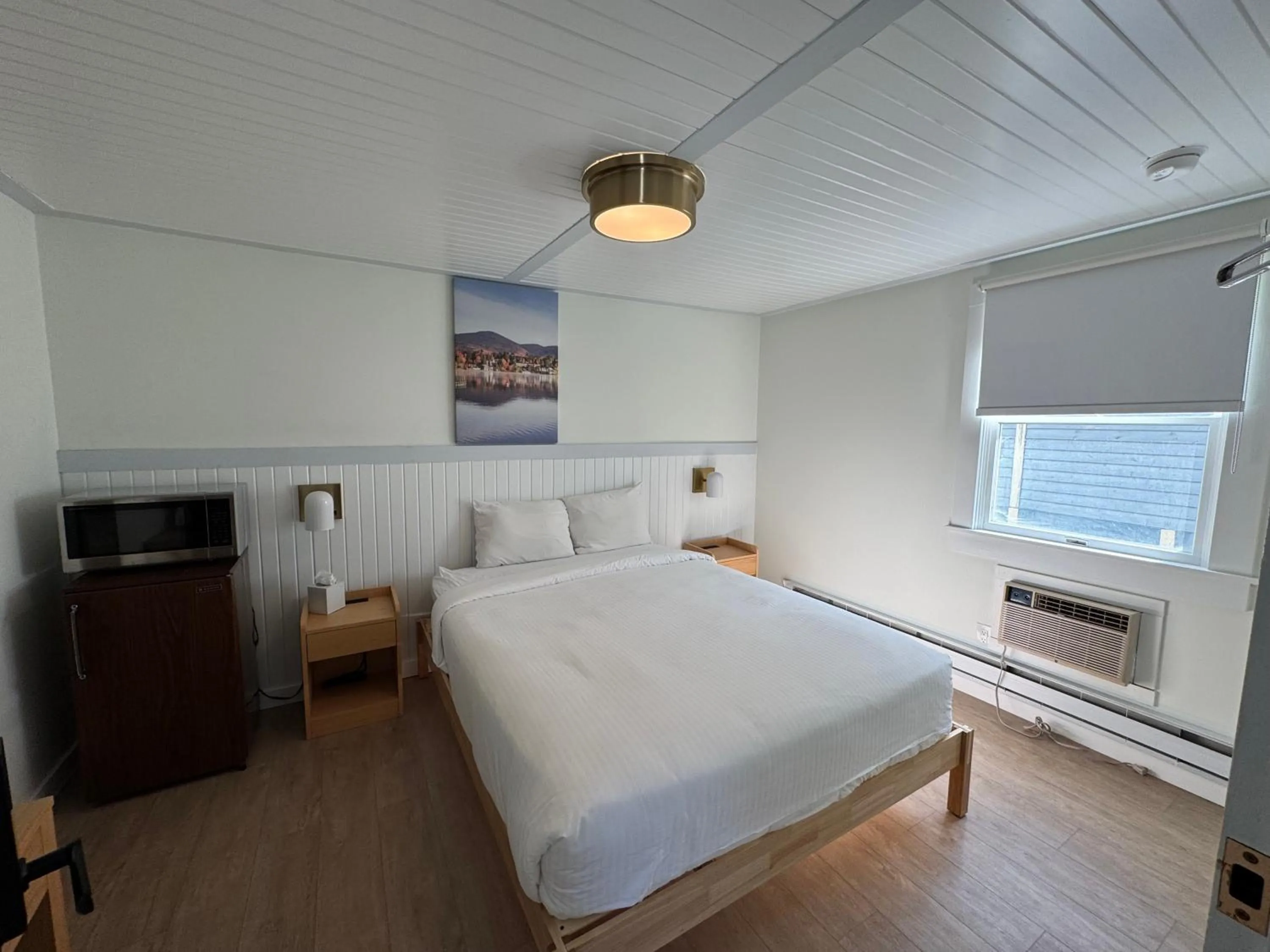 Bed in Maple Leaf Inn Lake Placid