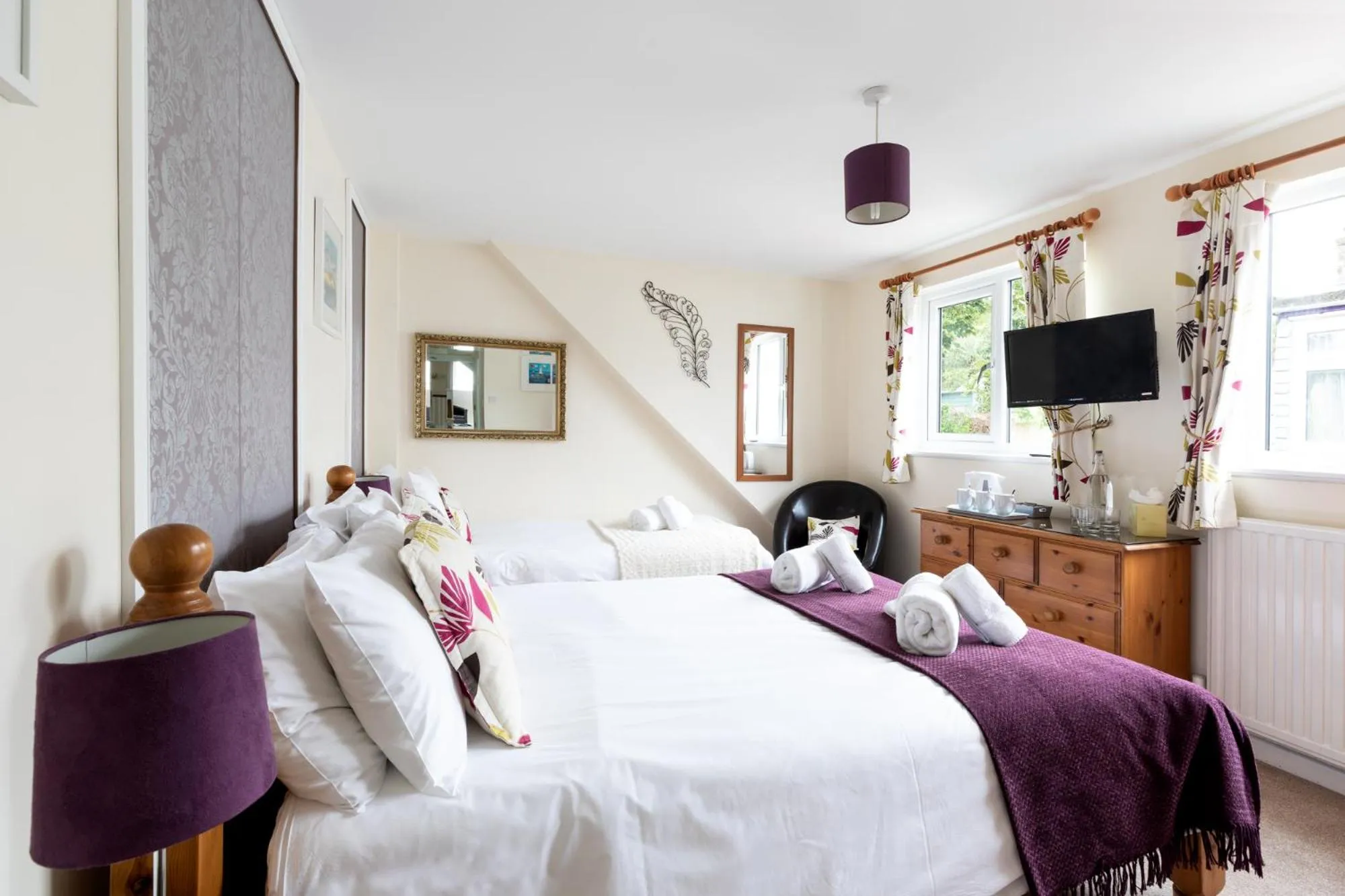 Seating area, Bed in Ocean House