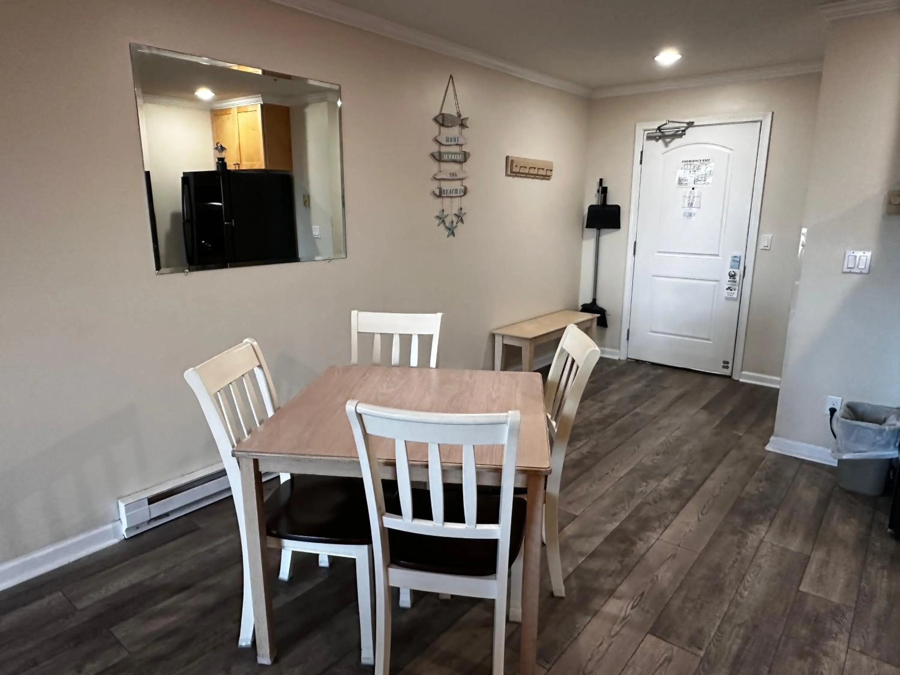Dining area in Inn at the Shore