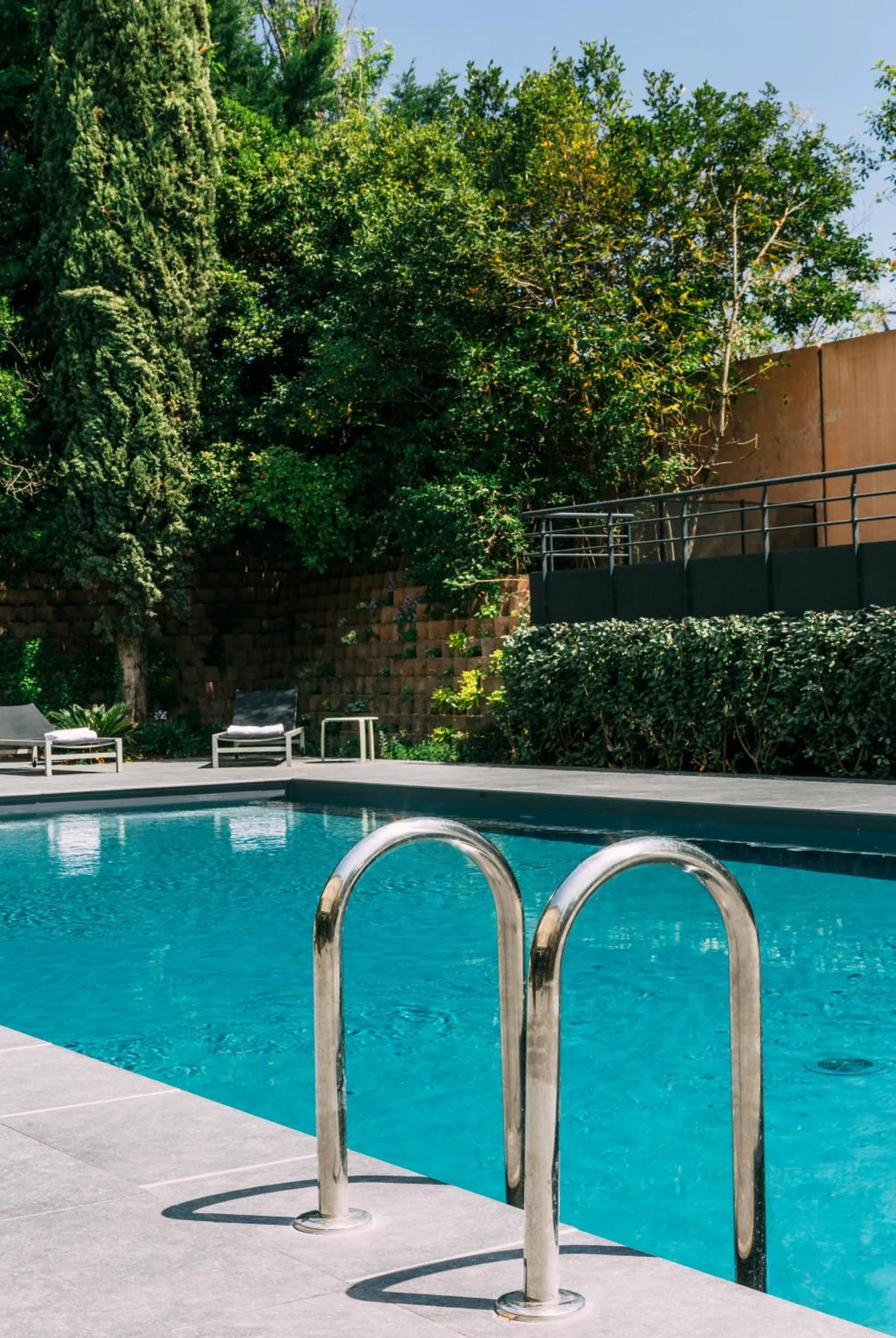 Swimming pool in Escale Oceania Aix-en-Provence