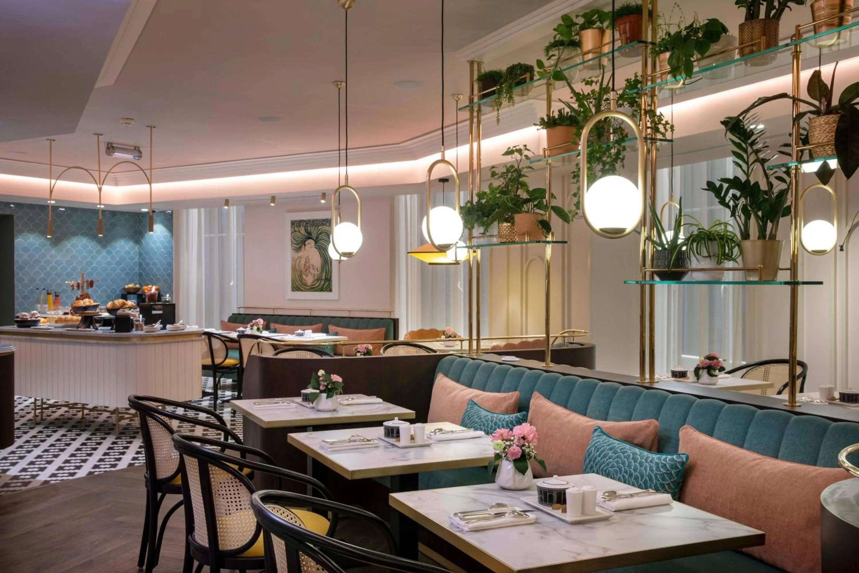 Breakfast in Maison Rouge Strasbourg Hotel & Spa, Autograph Collection