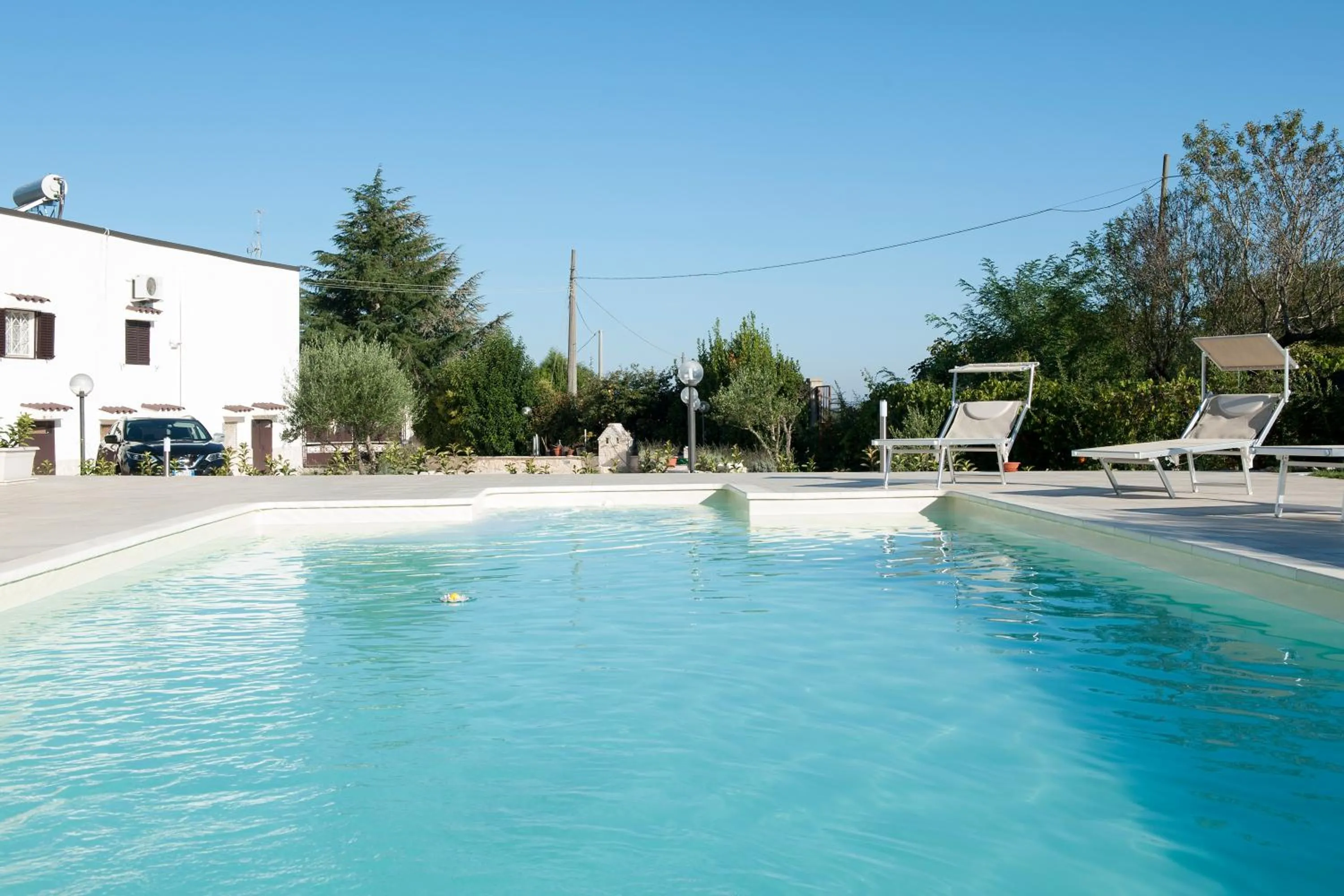 Swimming pool in Resort Pietra Bianca