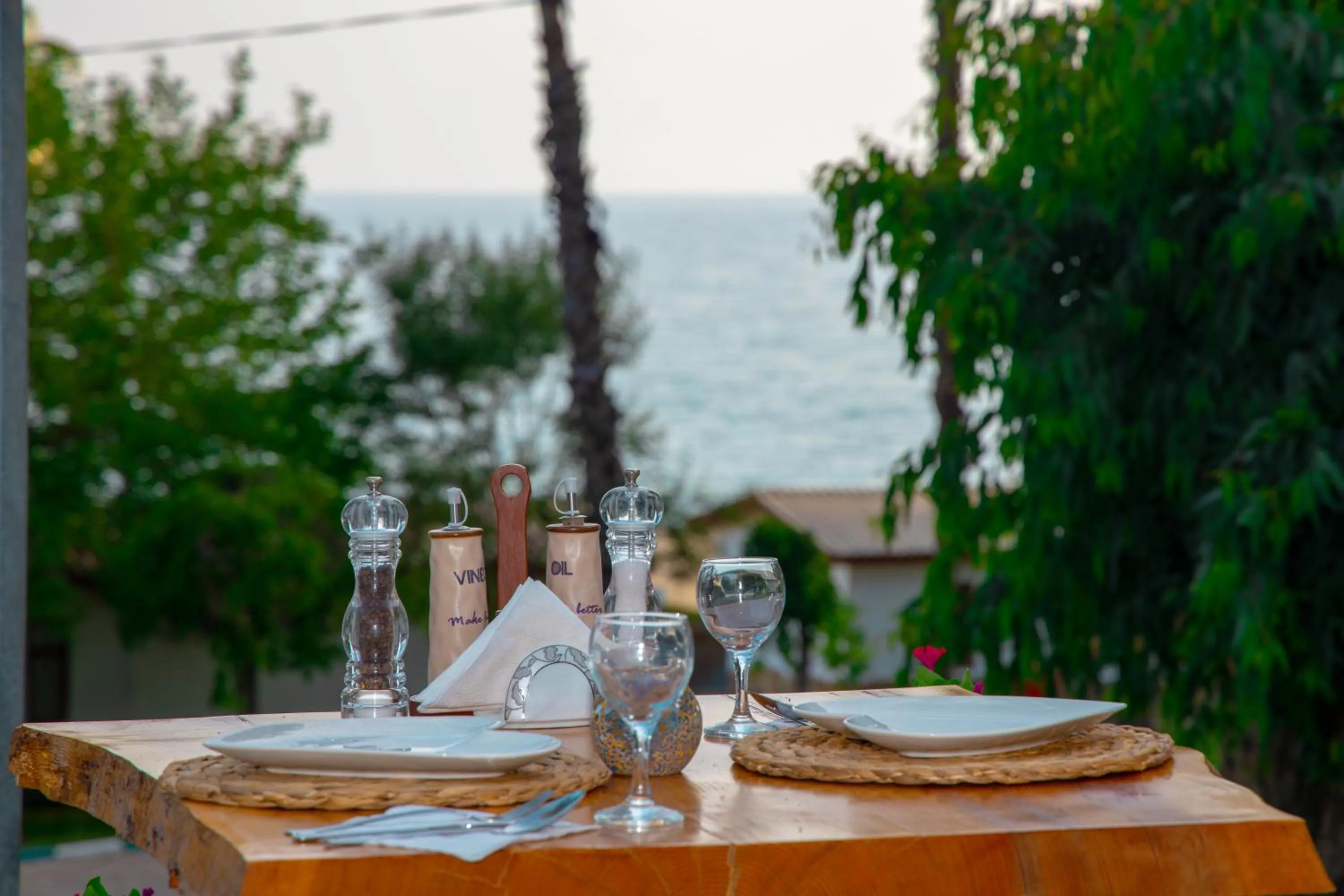 Restaurant/places to eat in Aroma Butik Hotel