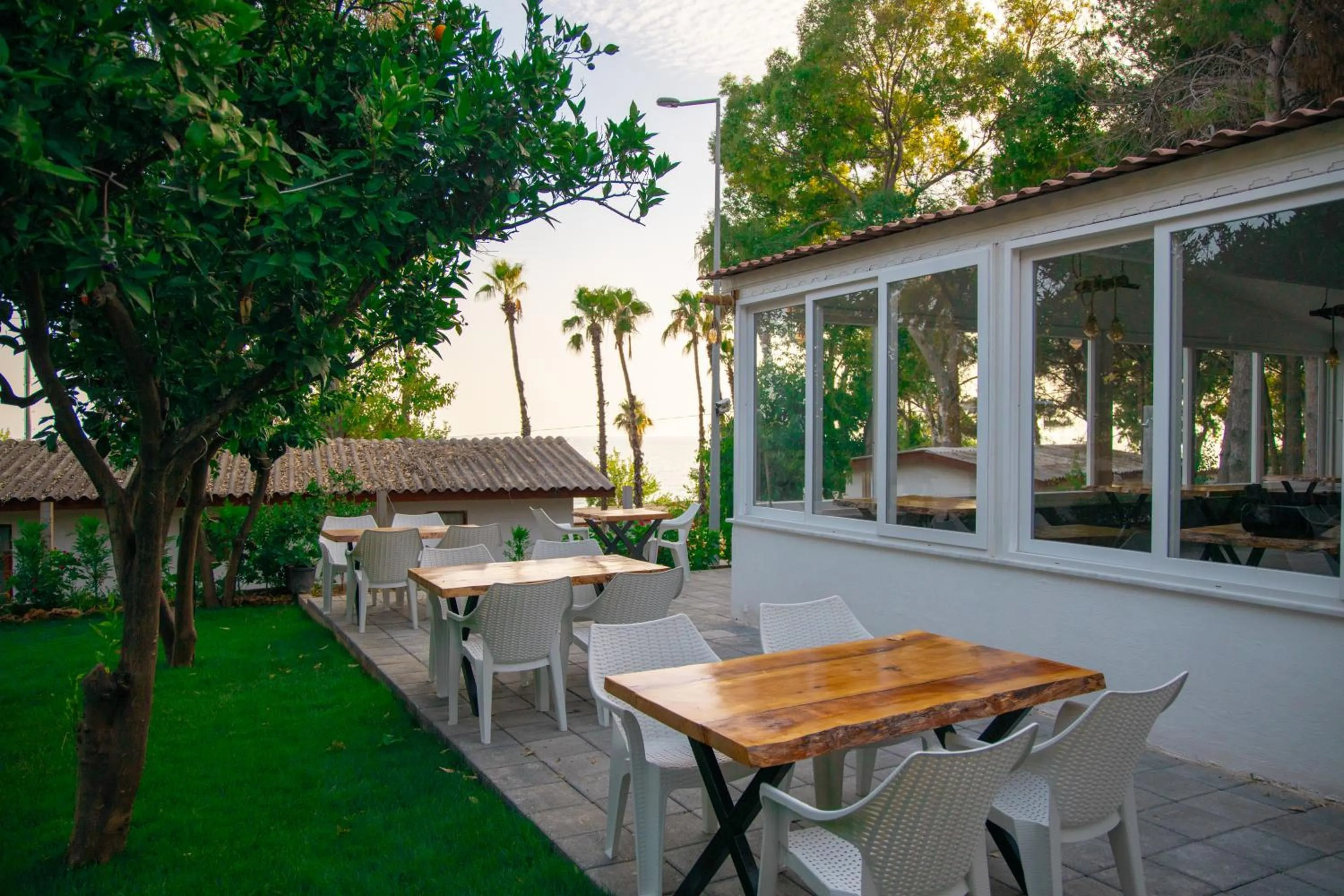 Restaurant/places to eat in Aroma Butik Hotel