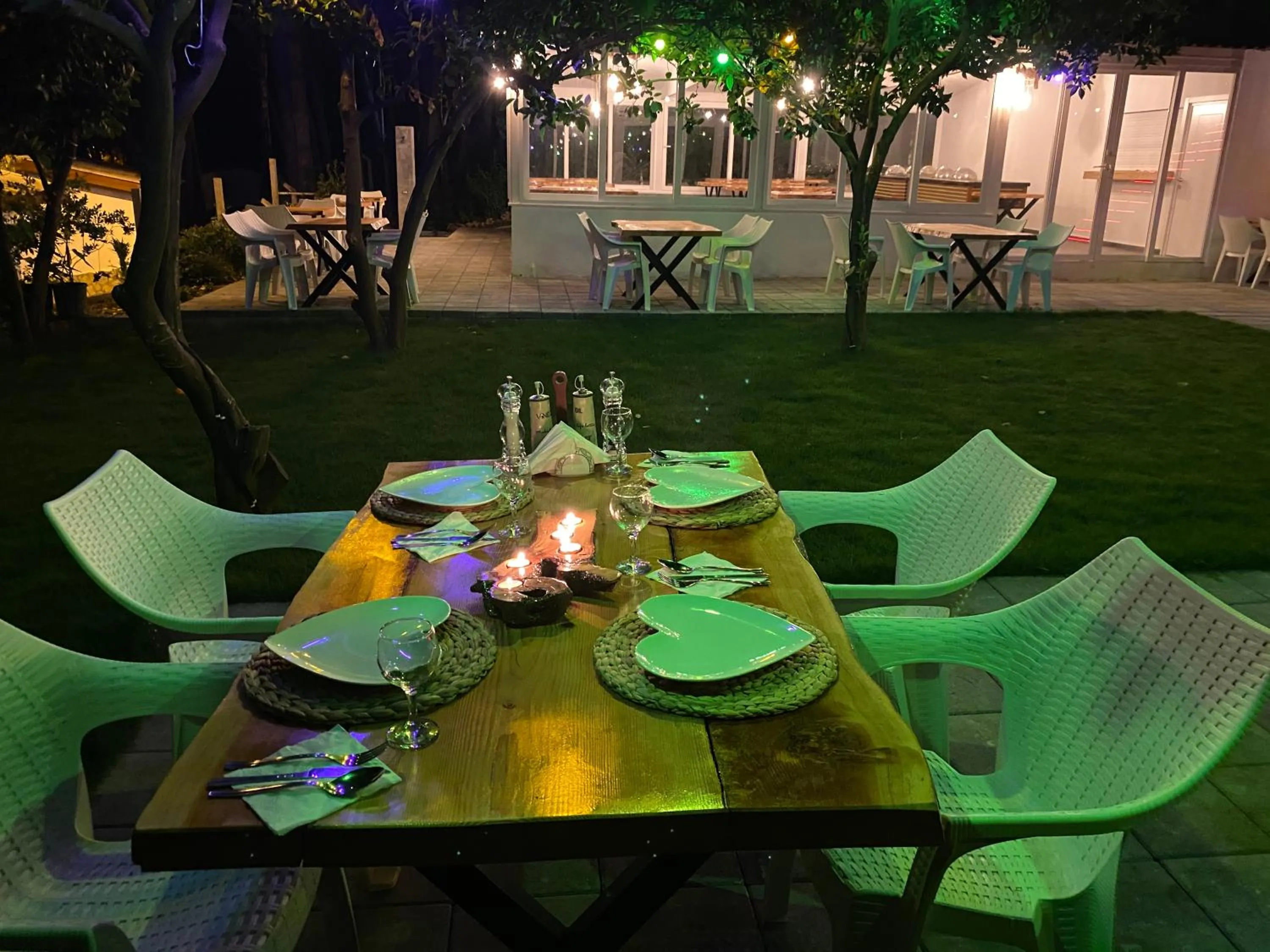 Restaurant/places to eat in Aroma Butik Hotel