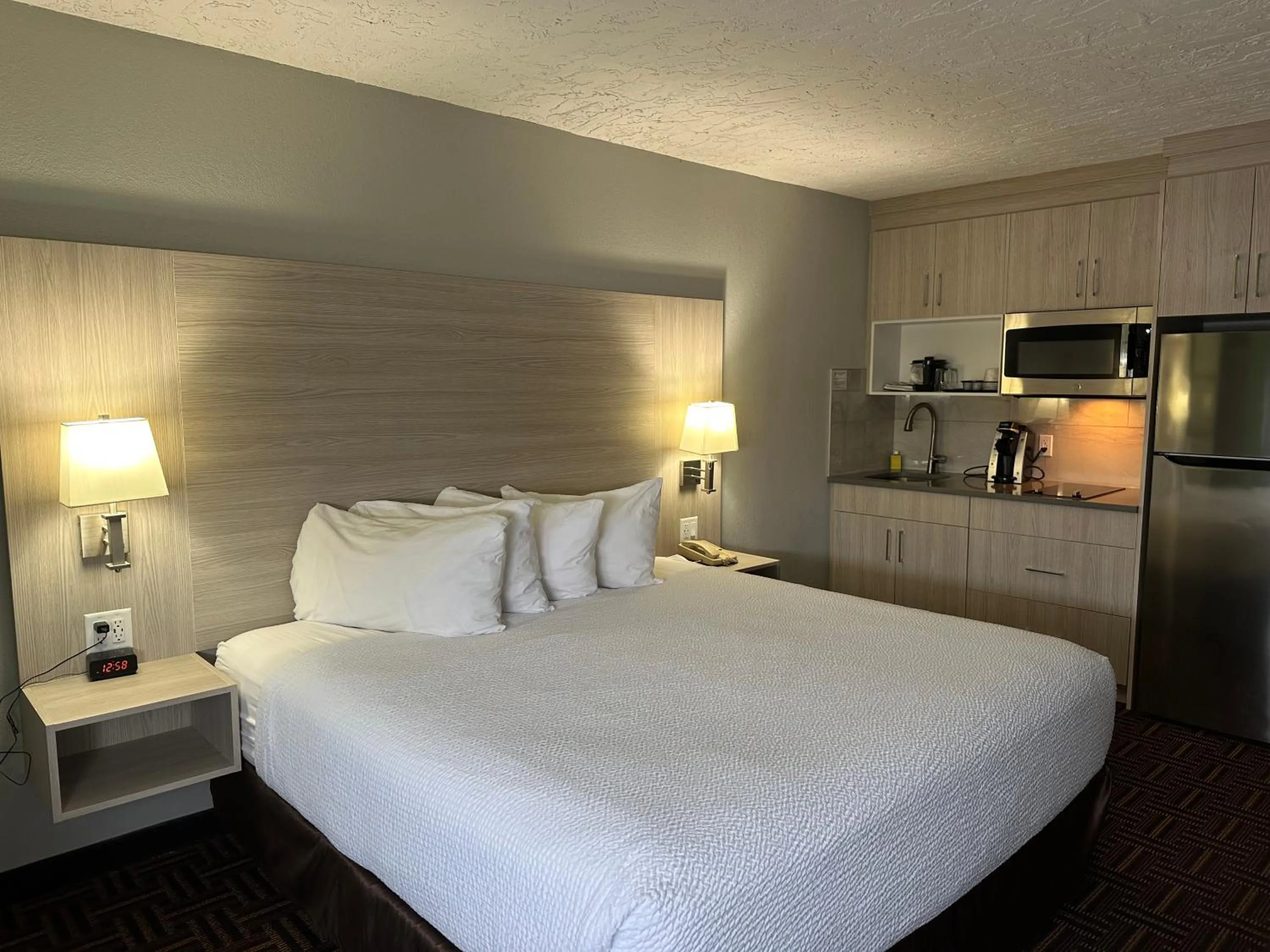 Bed in Wyndham Garden Medicine Hat Conference Center