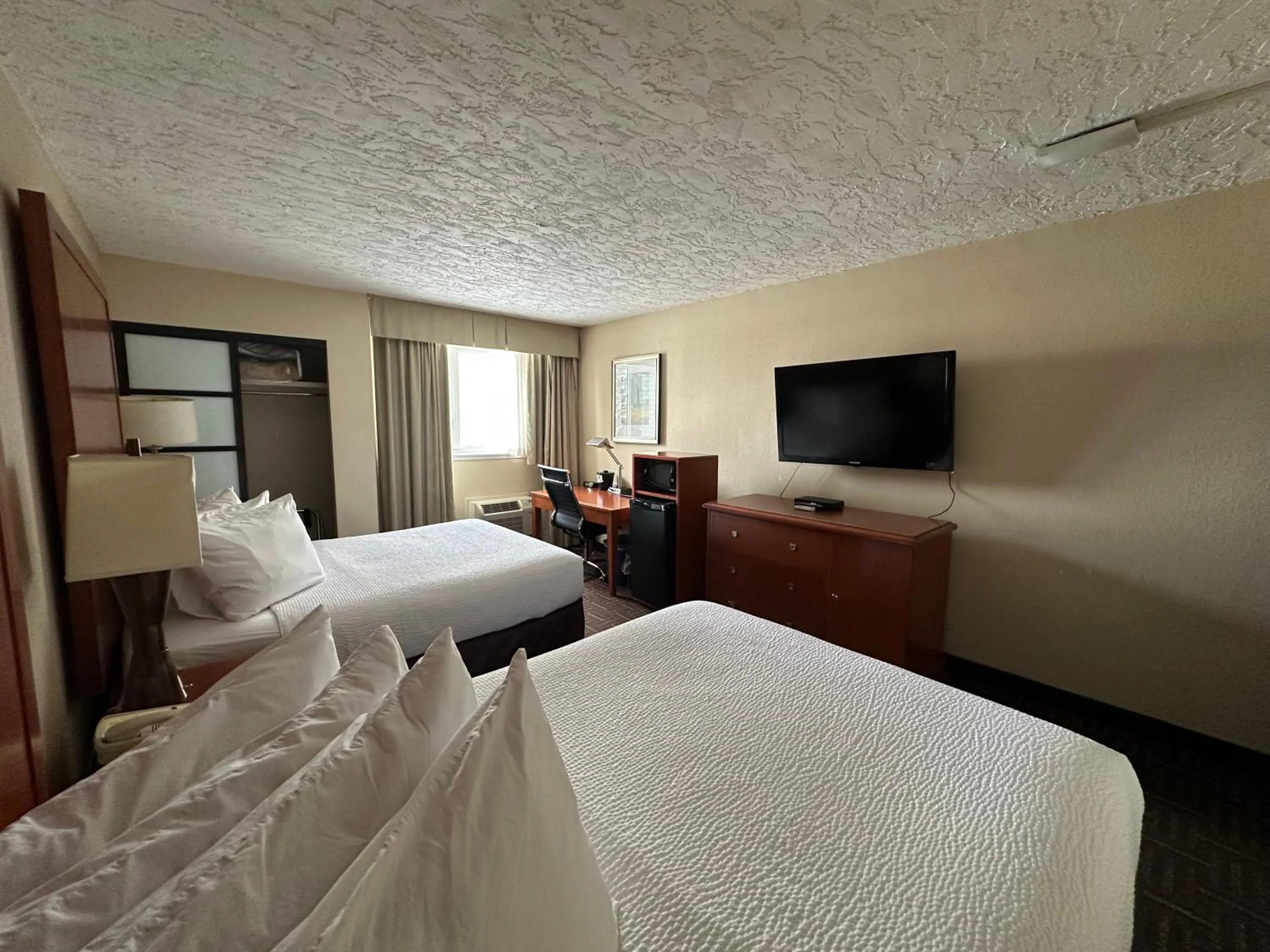 Bed in Wyndham Garden Medicine Hat Conference Center