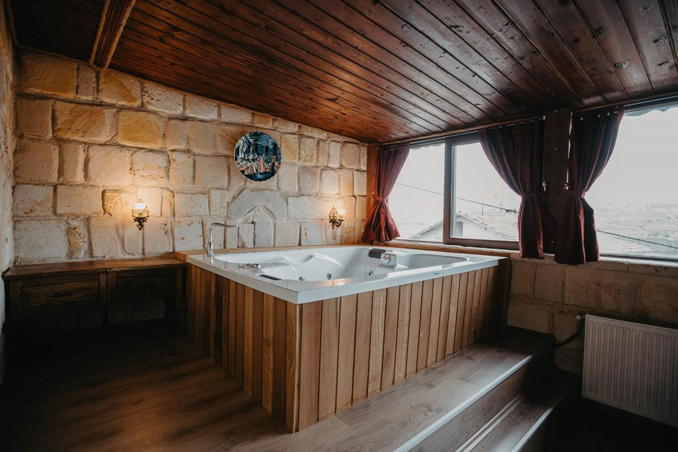 Hot Tub in Prime Cappadocia Suites